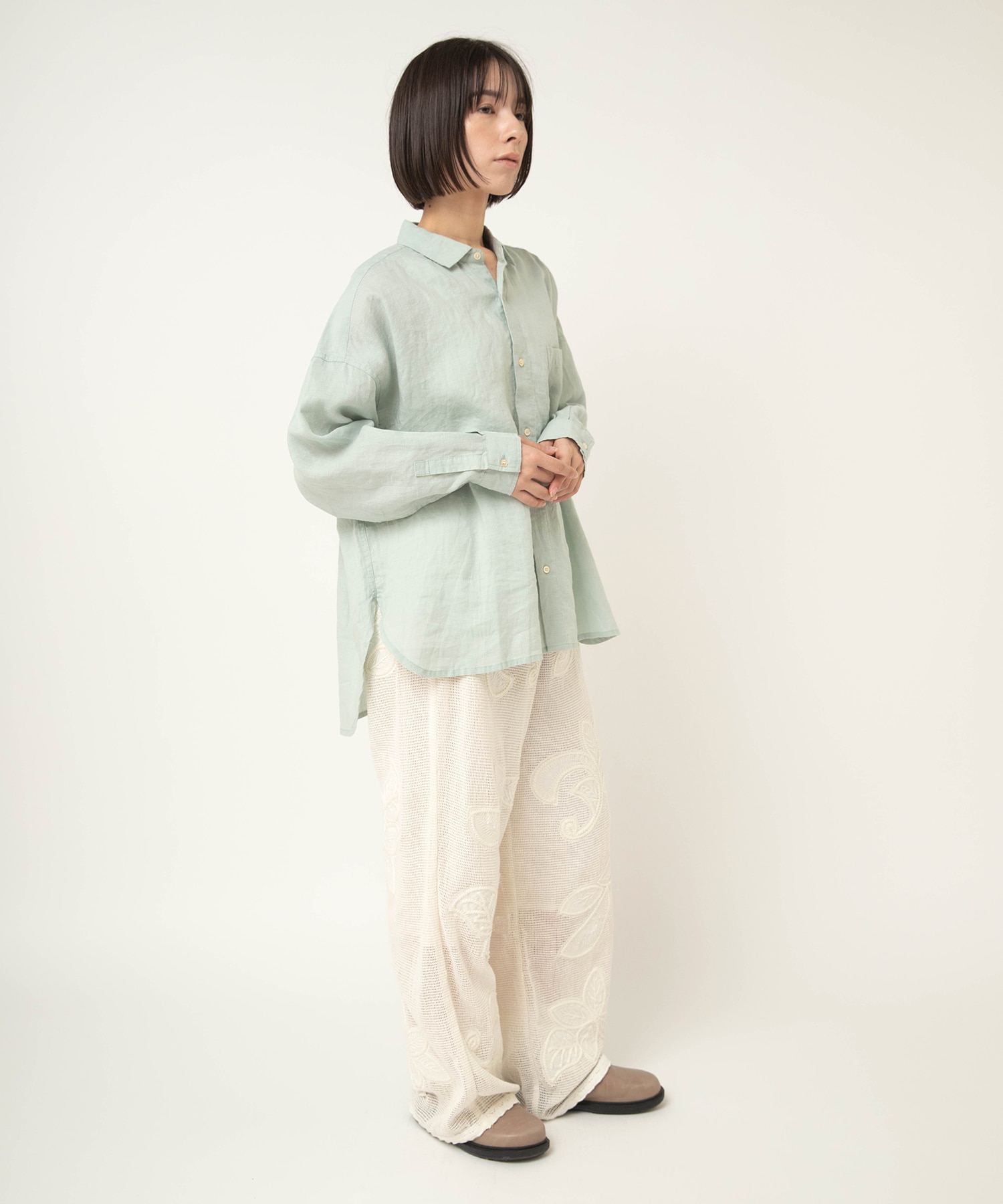 ミントグリーン