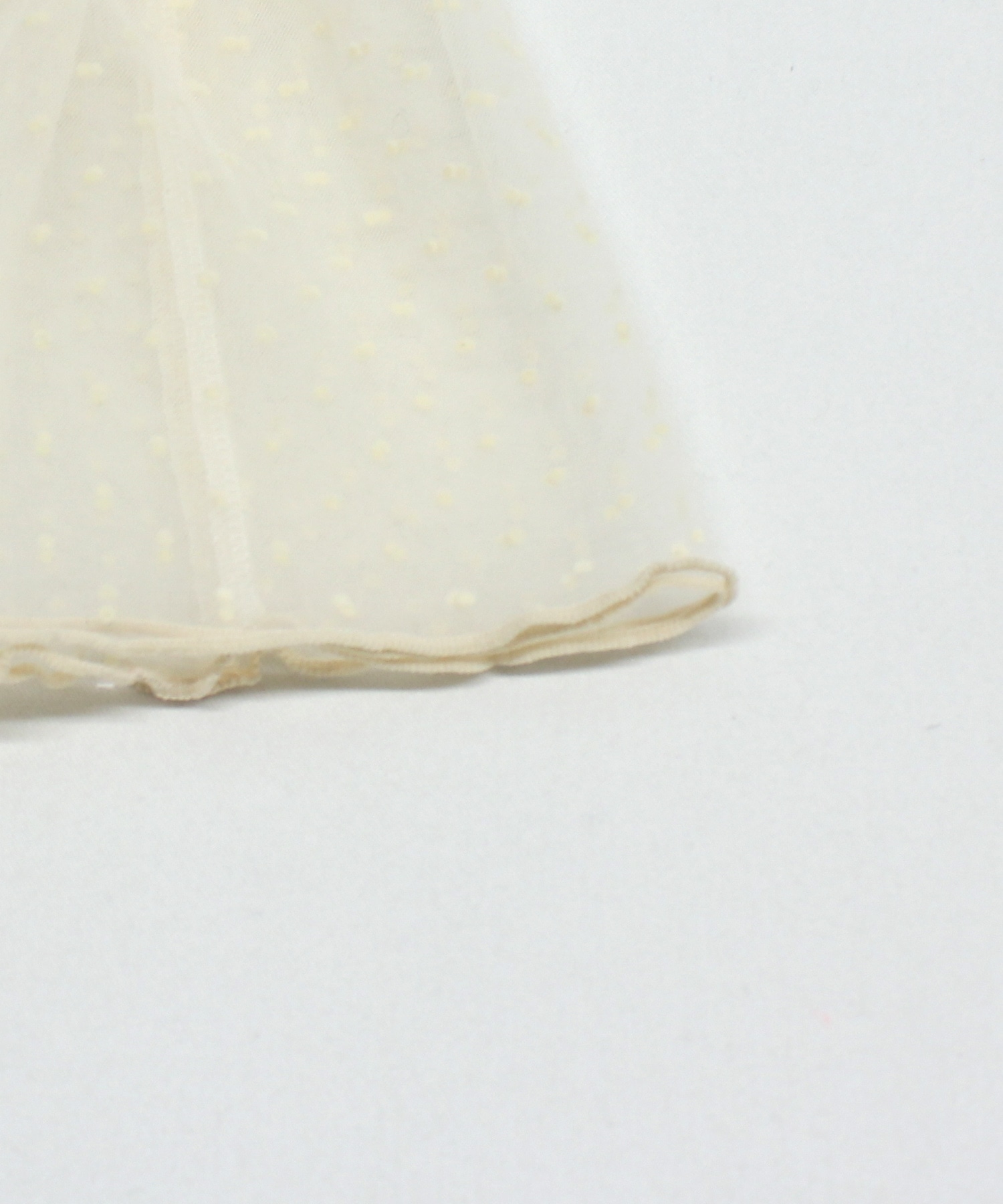 ホワイトドット