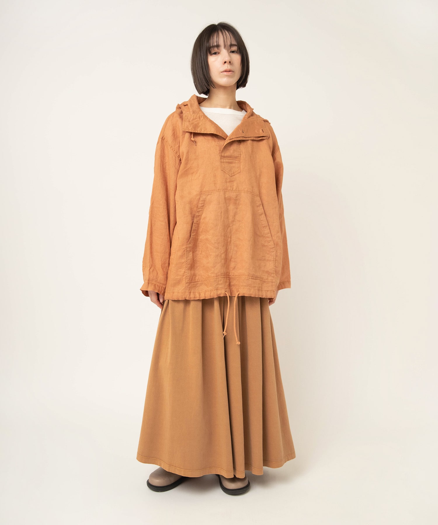 オレンジベージュ