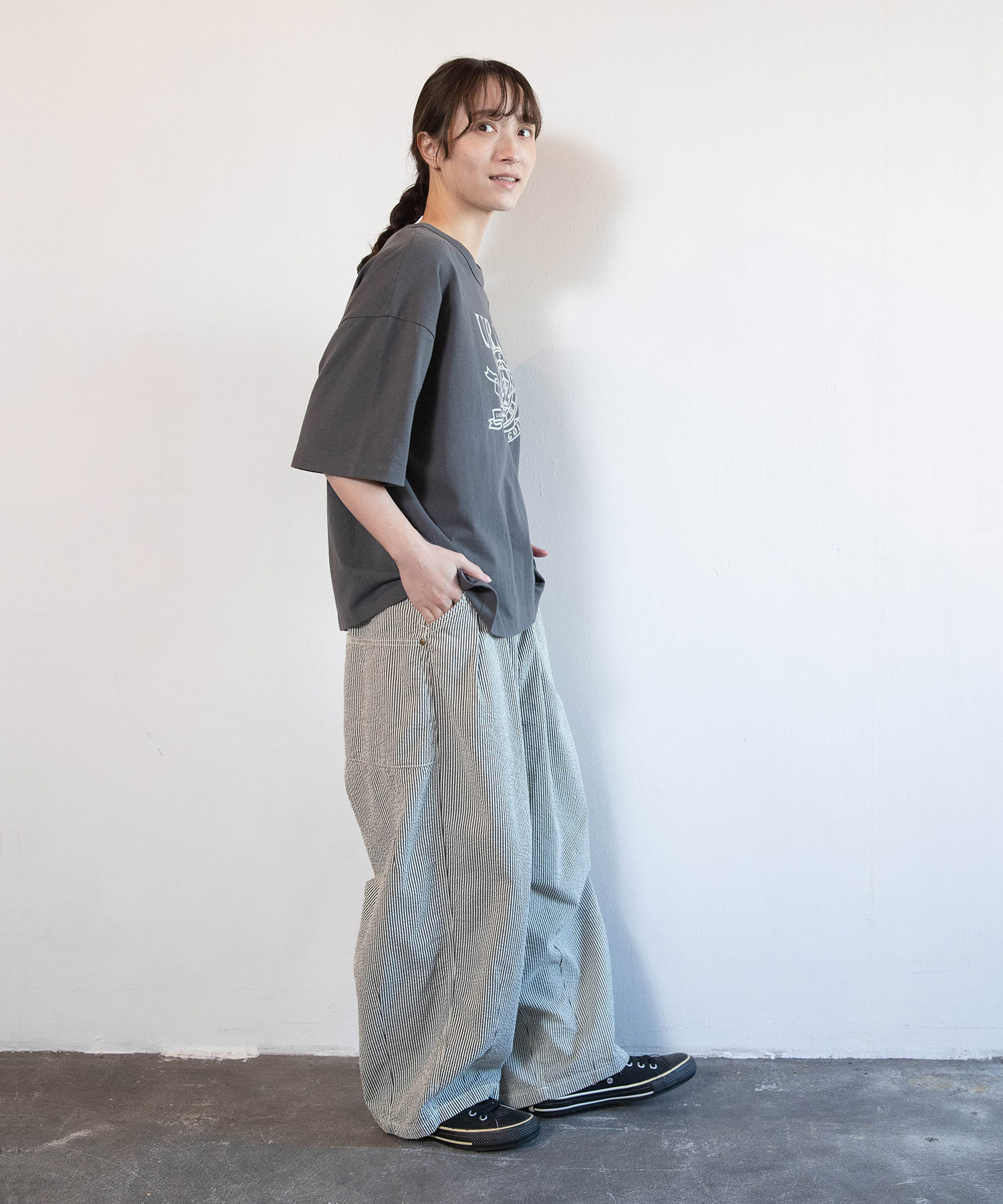 ストームグレー