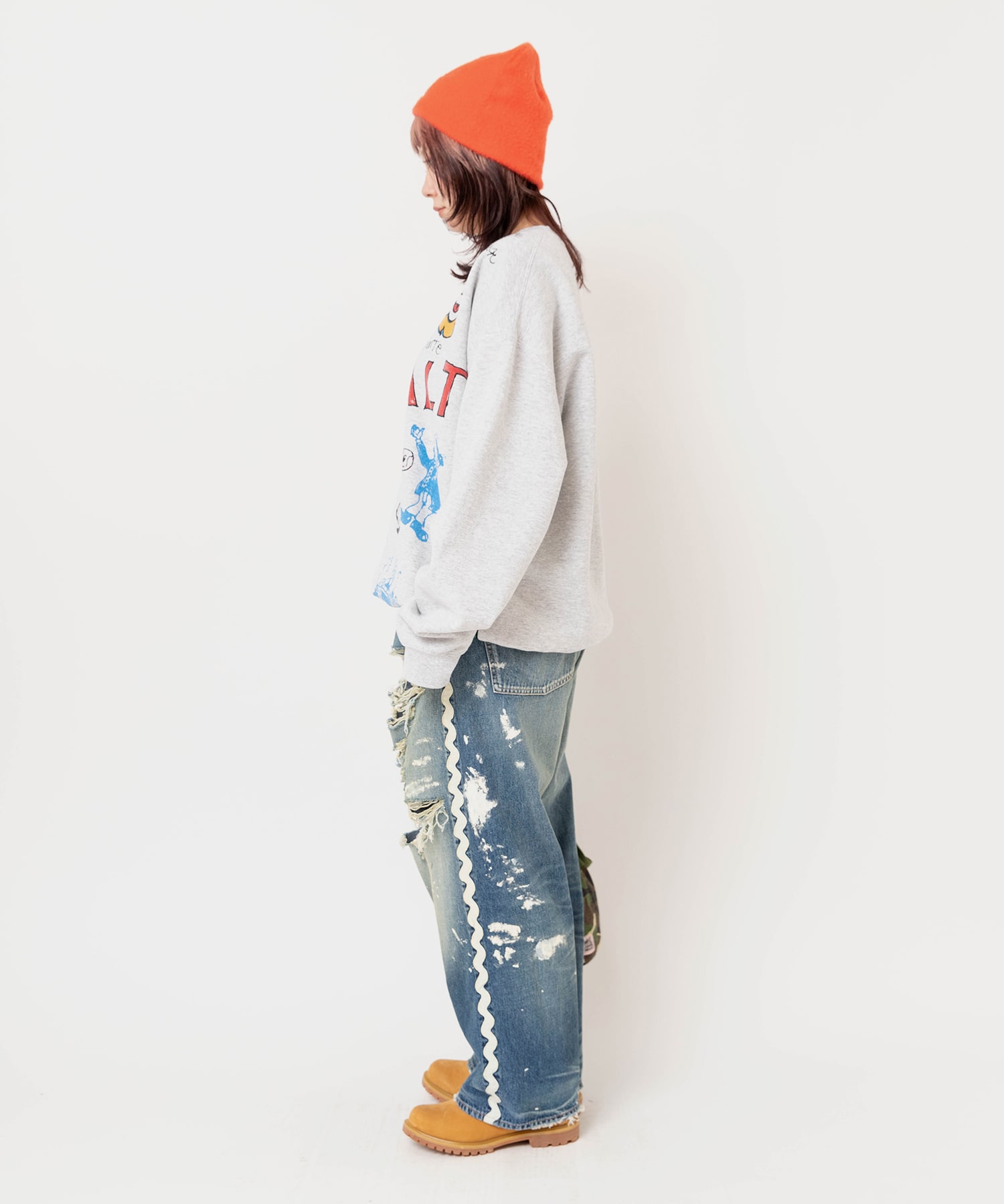 アッシュグレー