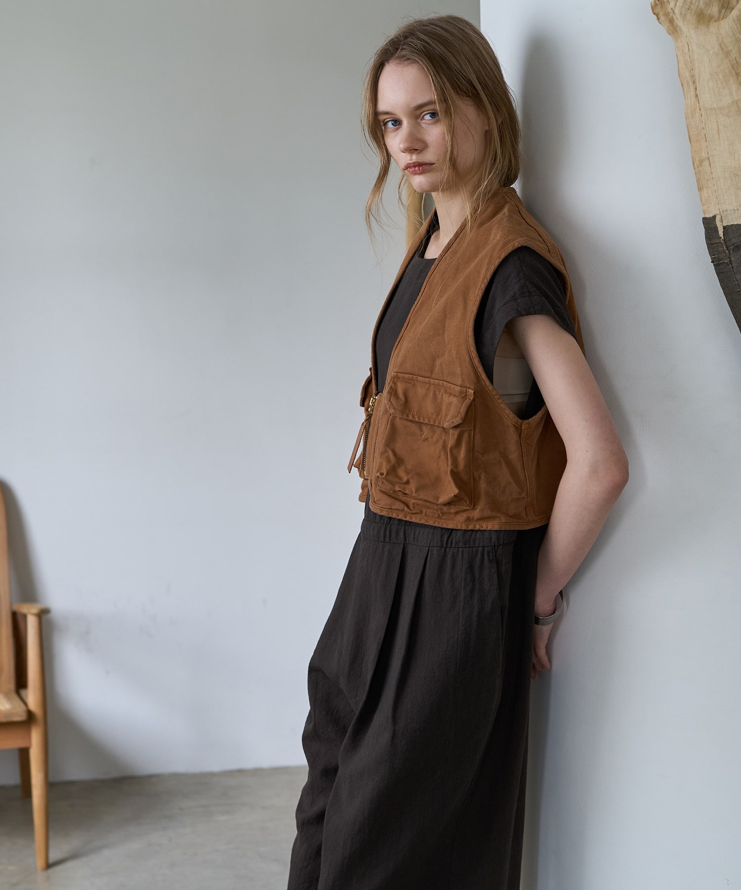 グレイッシュブラウン