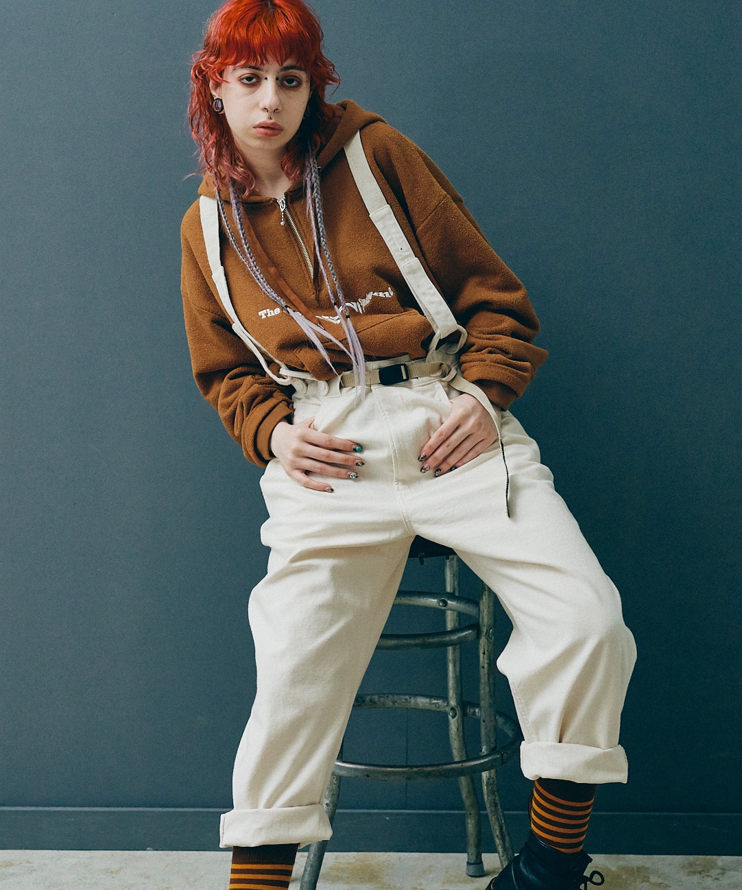 ライトベージュ