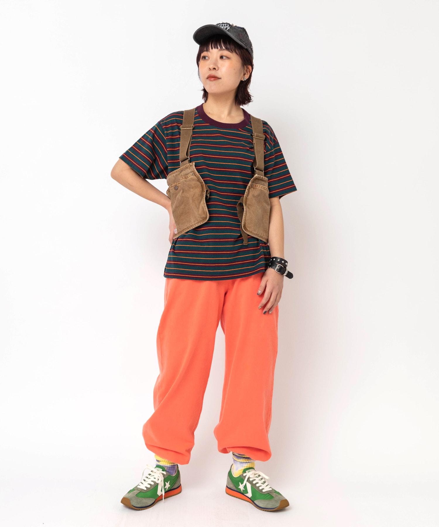 ネオンオレンジ