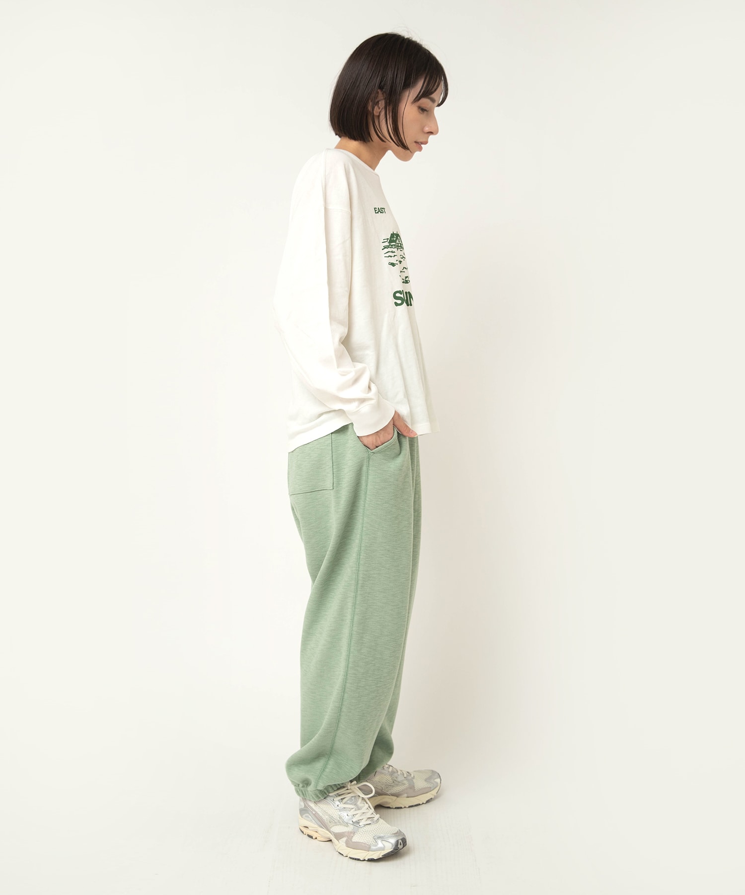 ミントグリーン