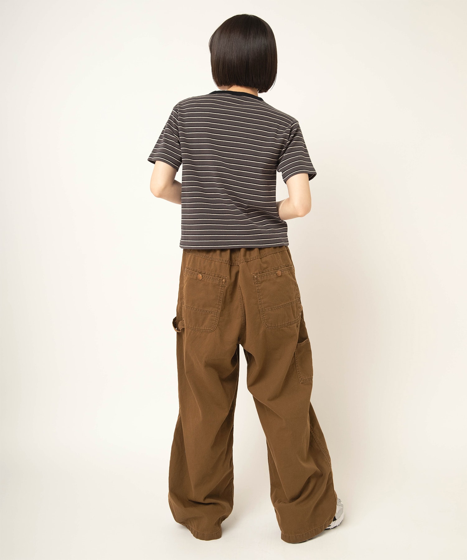 ブラウン