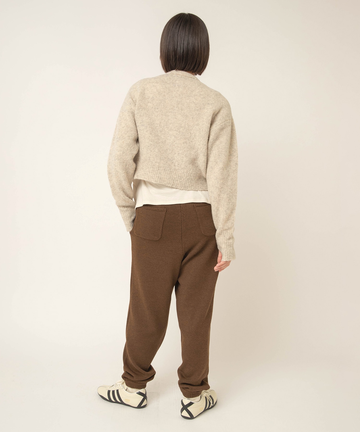 ブラウン