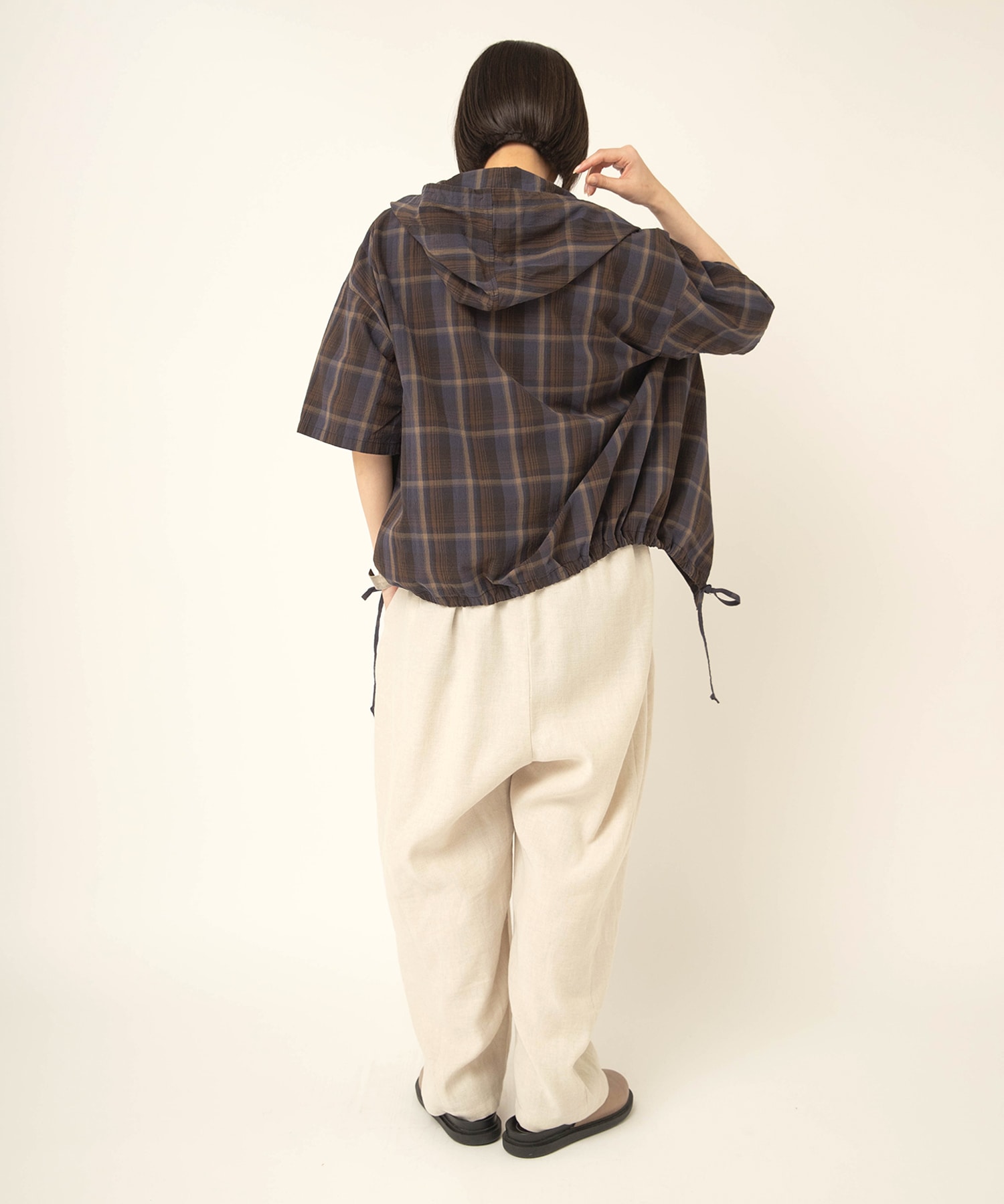 ネイビー
