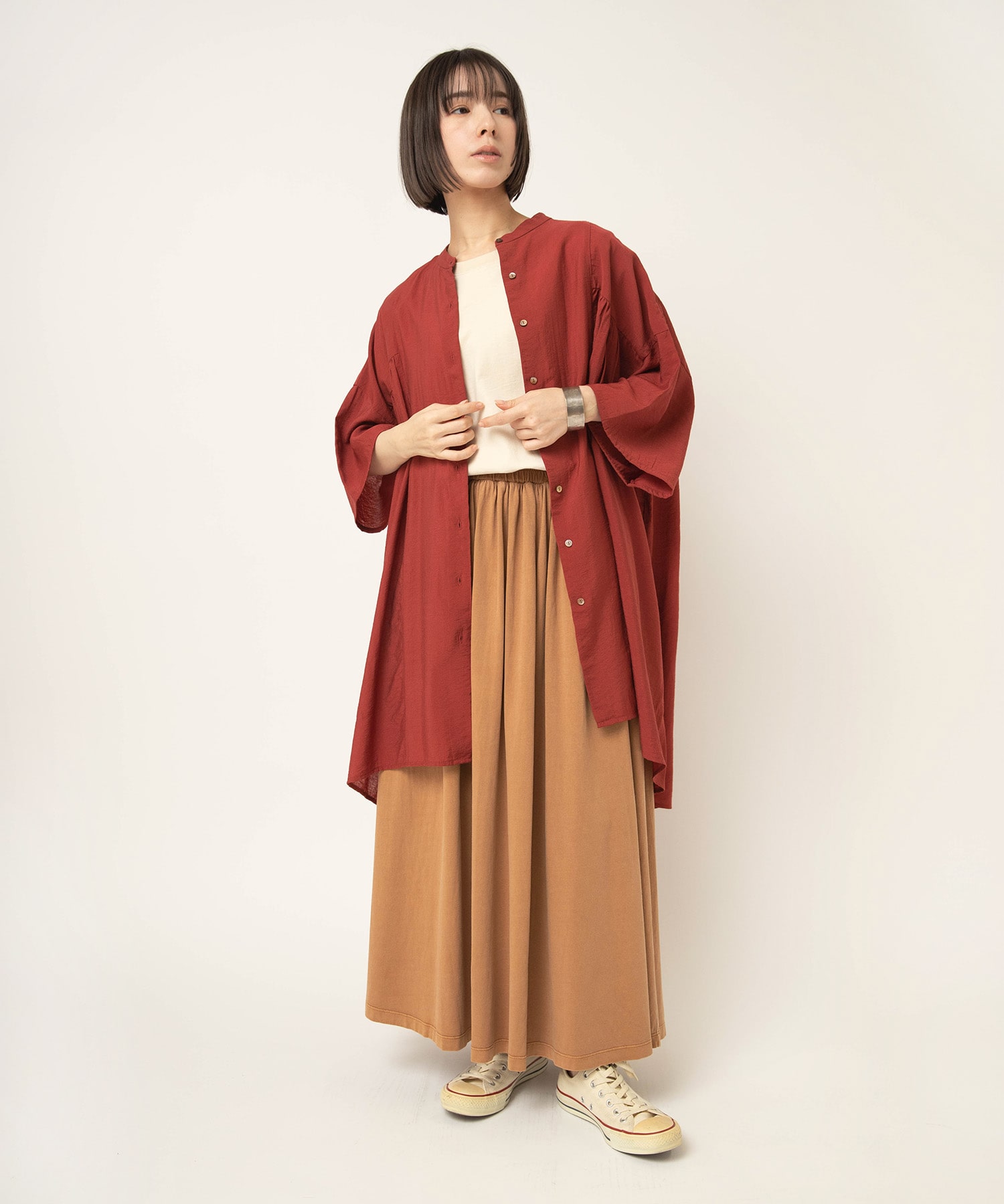 オレンジベージュ