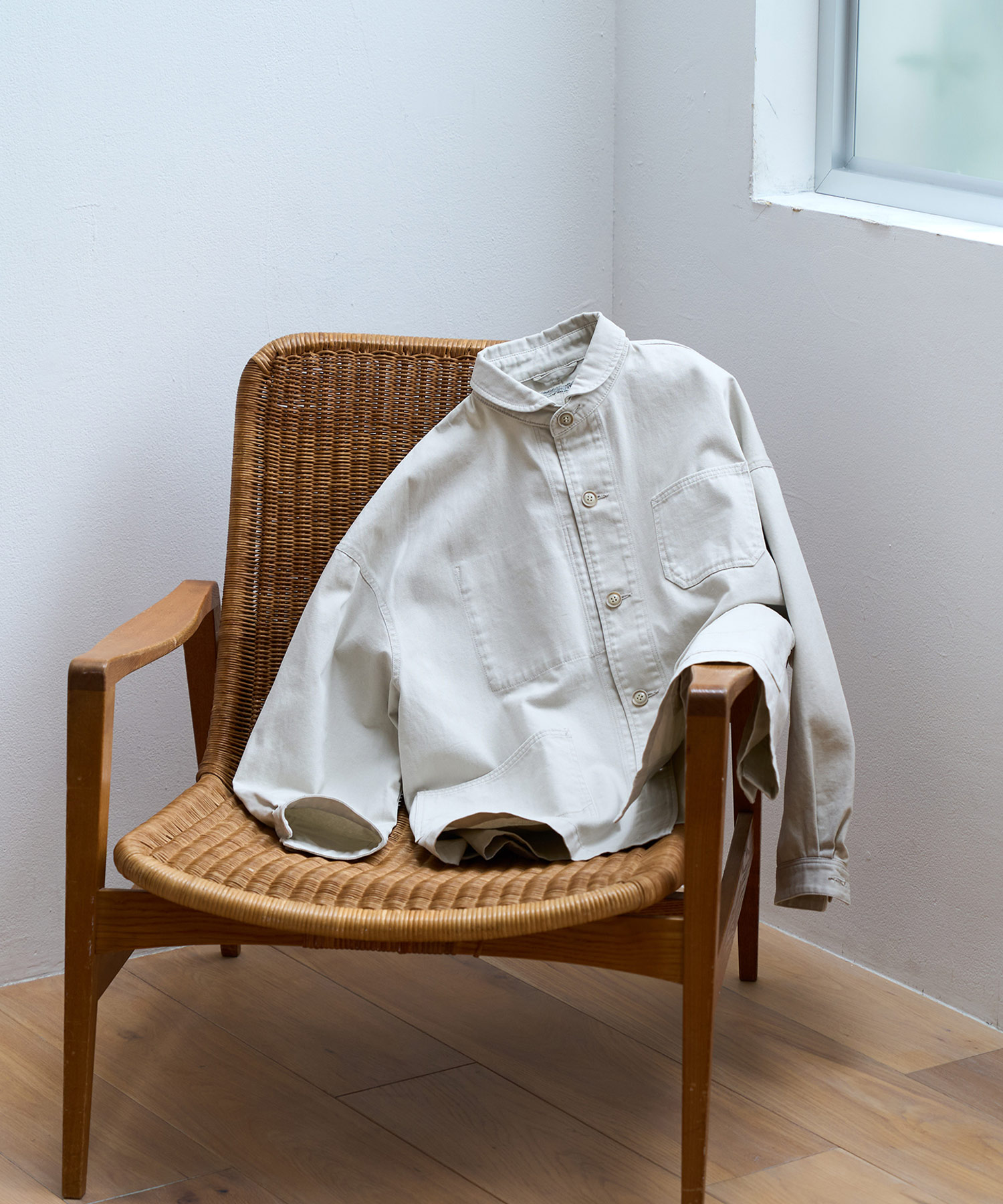 くすみイエロー