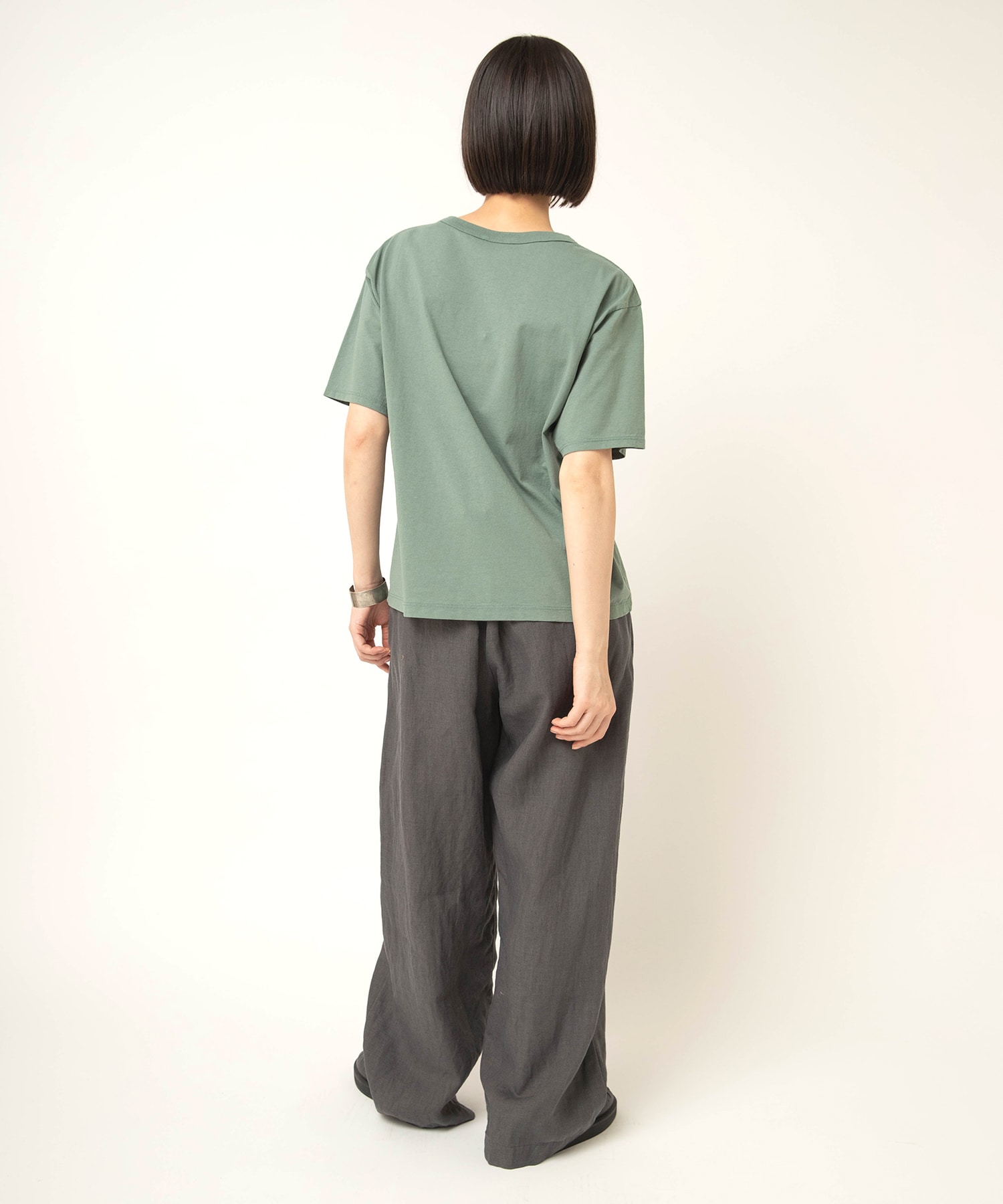 グリーン