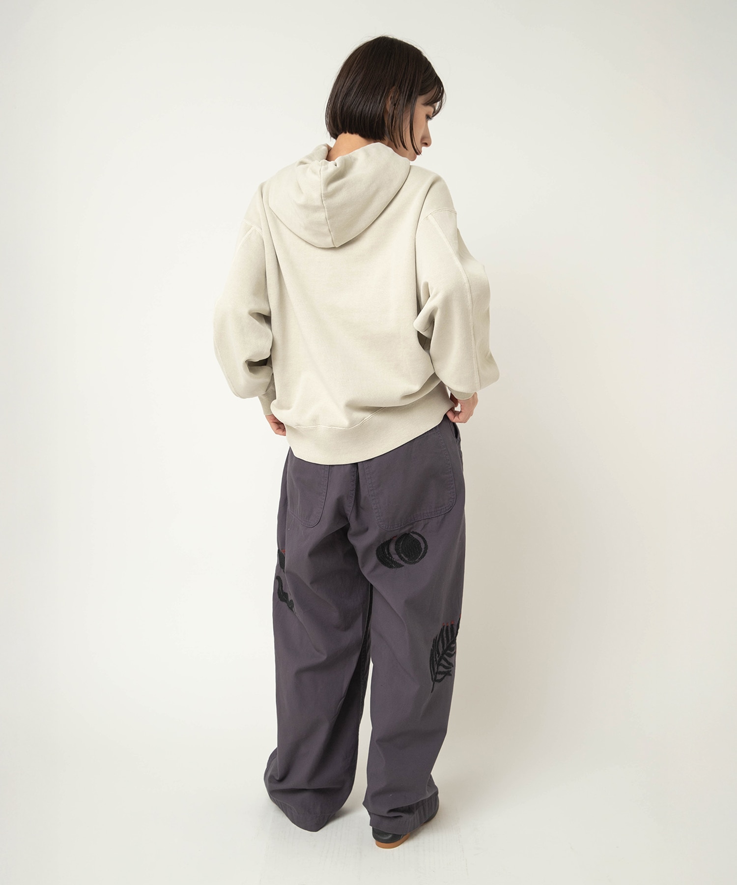 パープルグレー