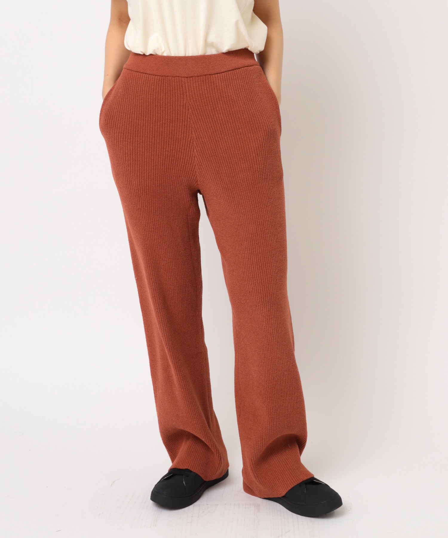 ピンクブラウン