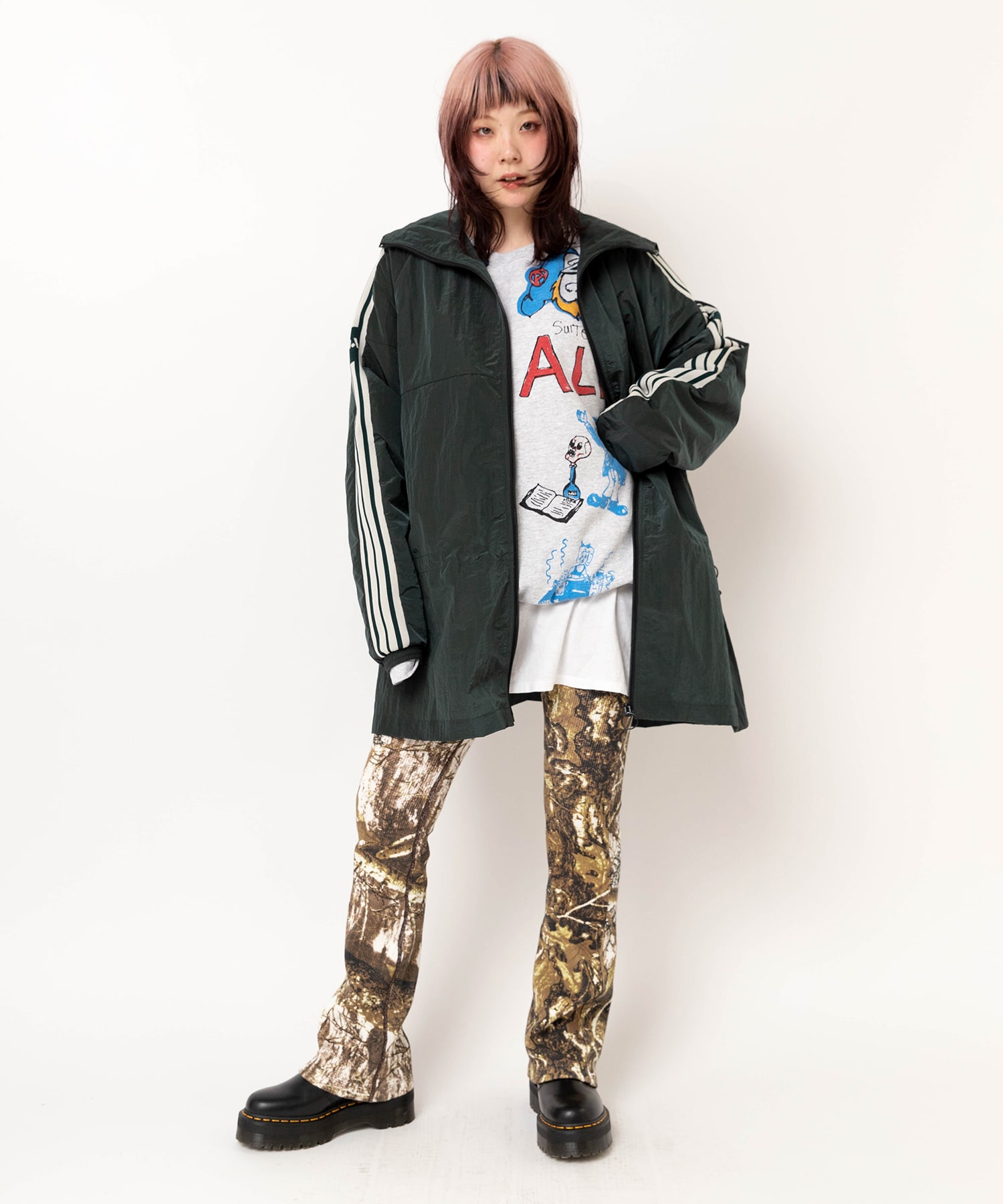 アッシュグレー