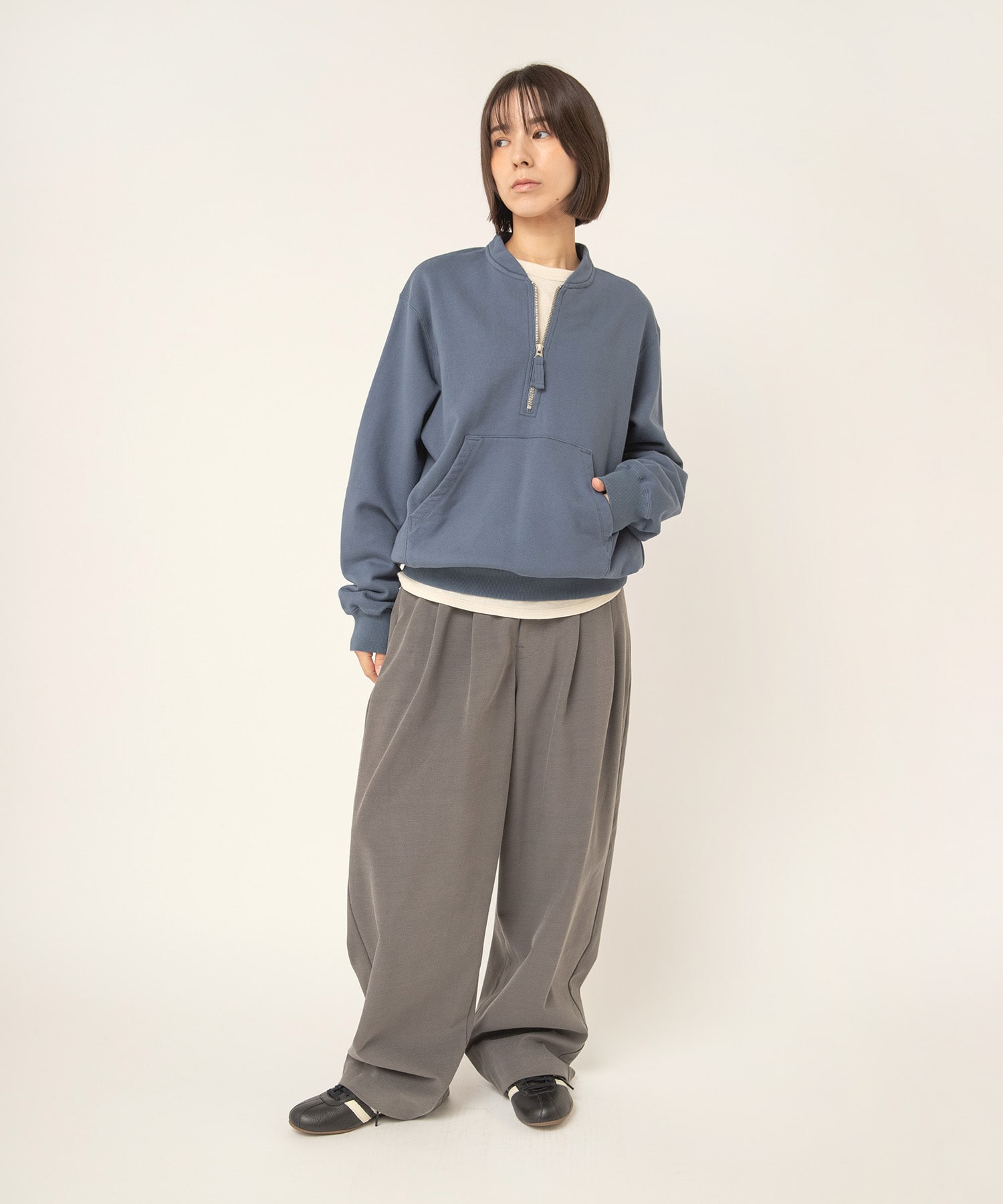 TOPグレー