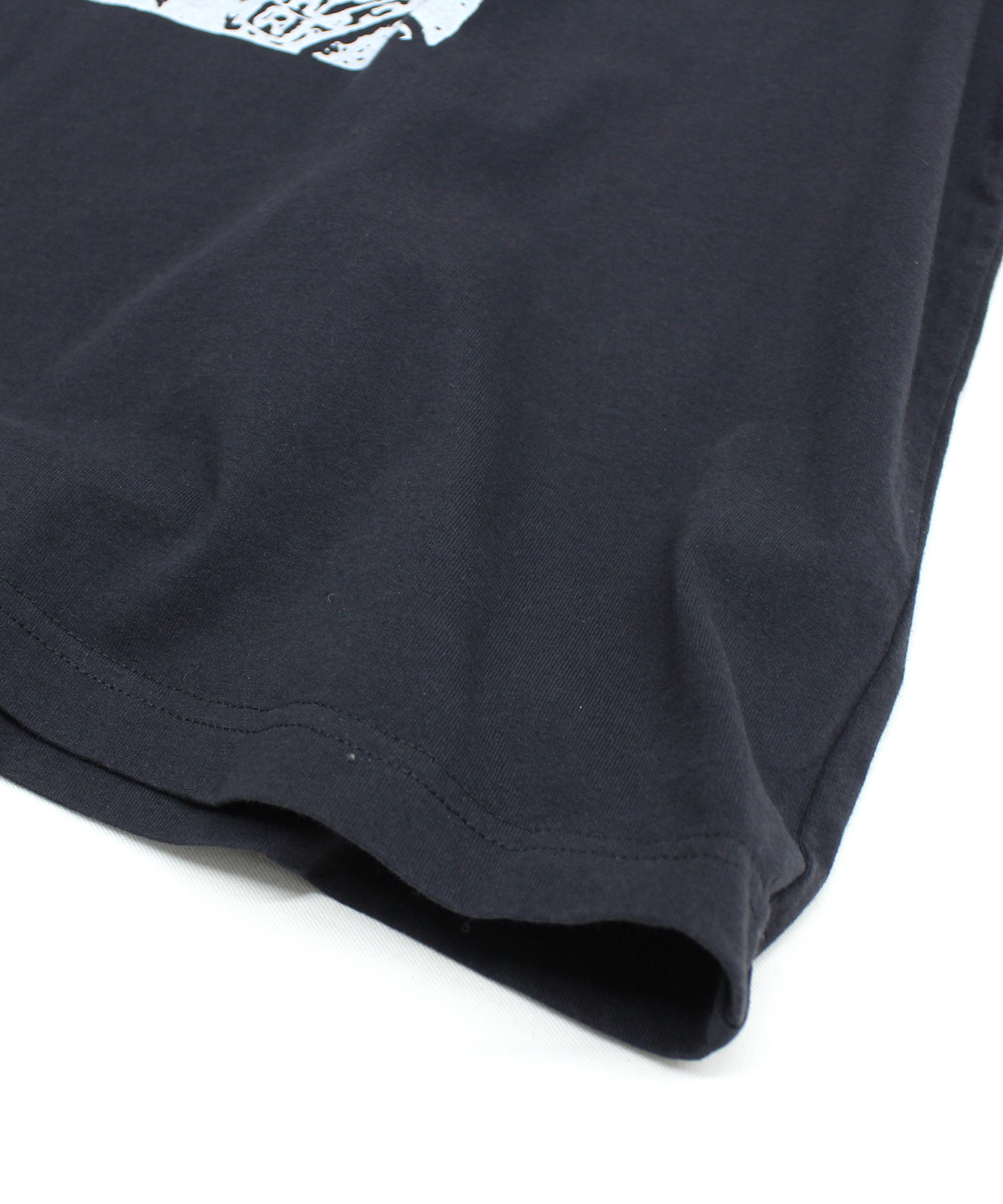 ライムグリーン