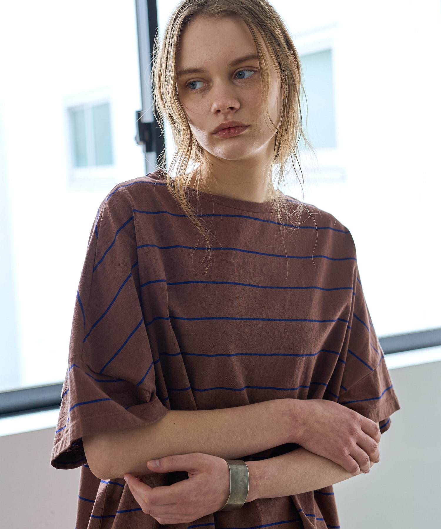 ブラウン/ブルー