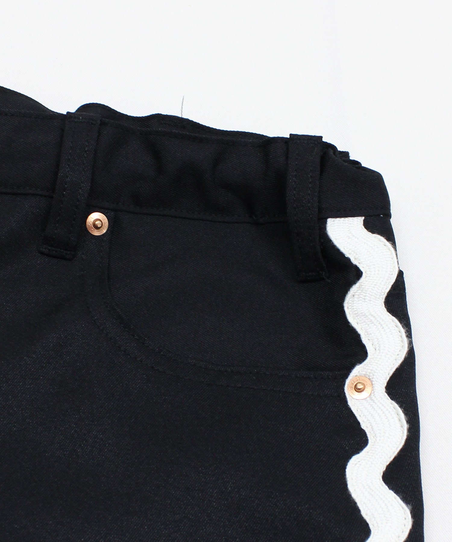 ブラック/ホワイト