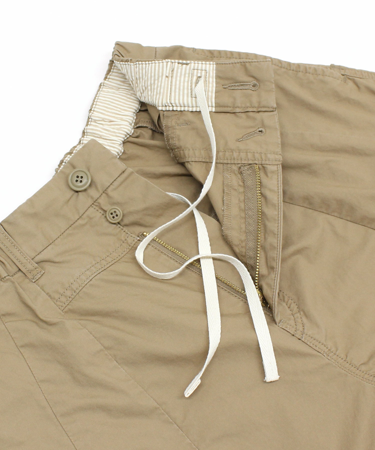 カフェベージュ