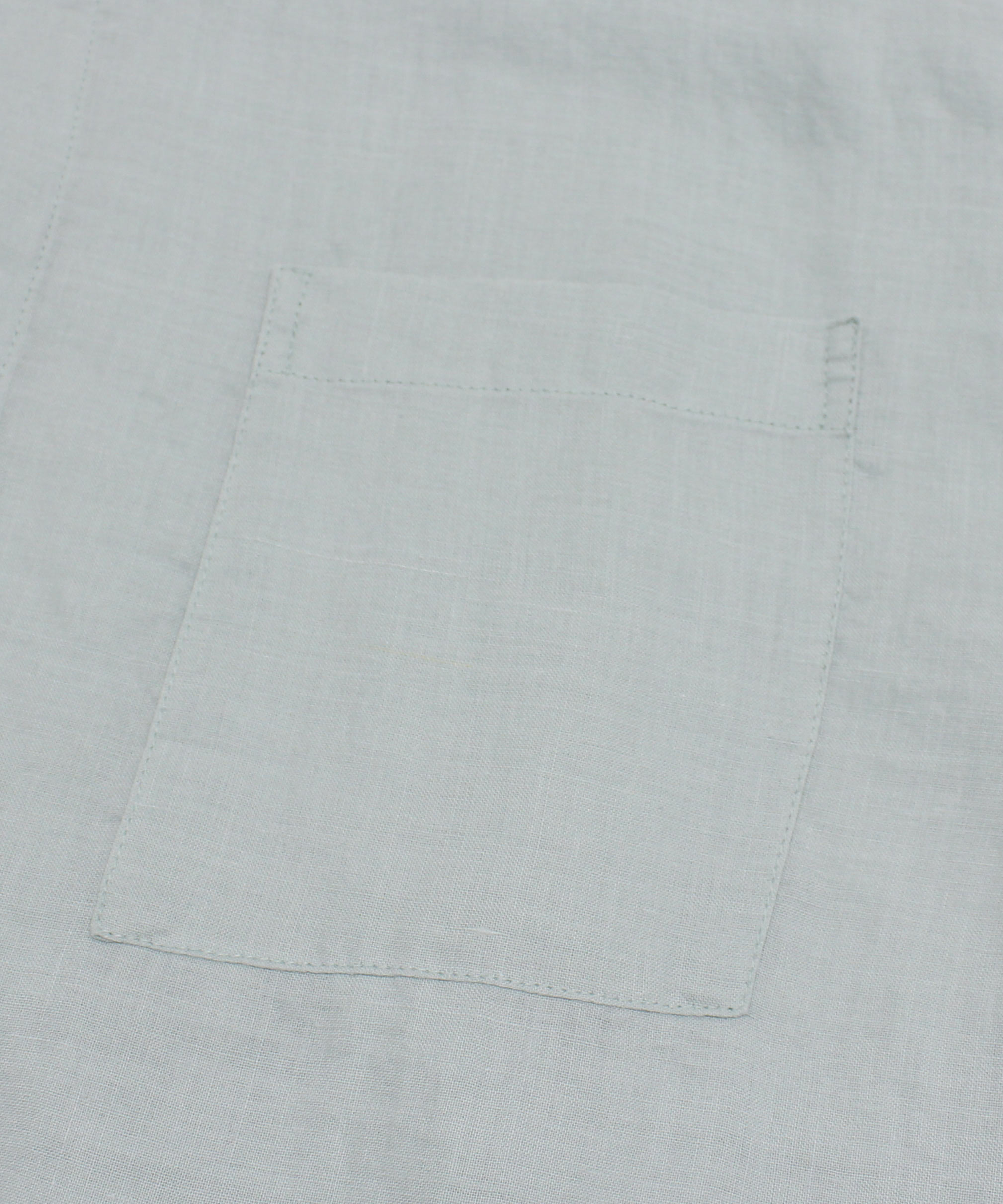 ミントグリーン