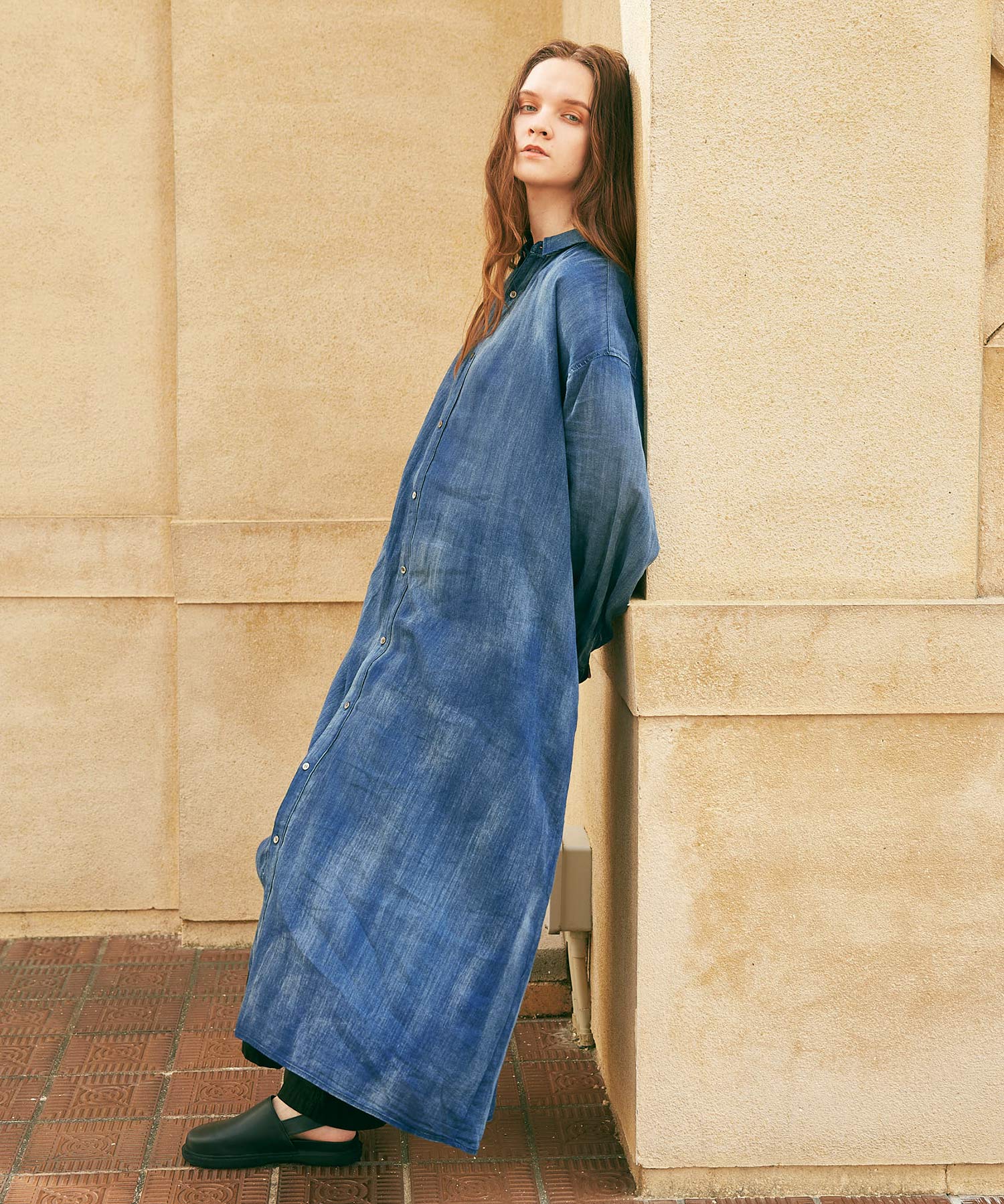 D1664 2.2ozギャザーシャツワンピース(S クロ): ワンピース