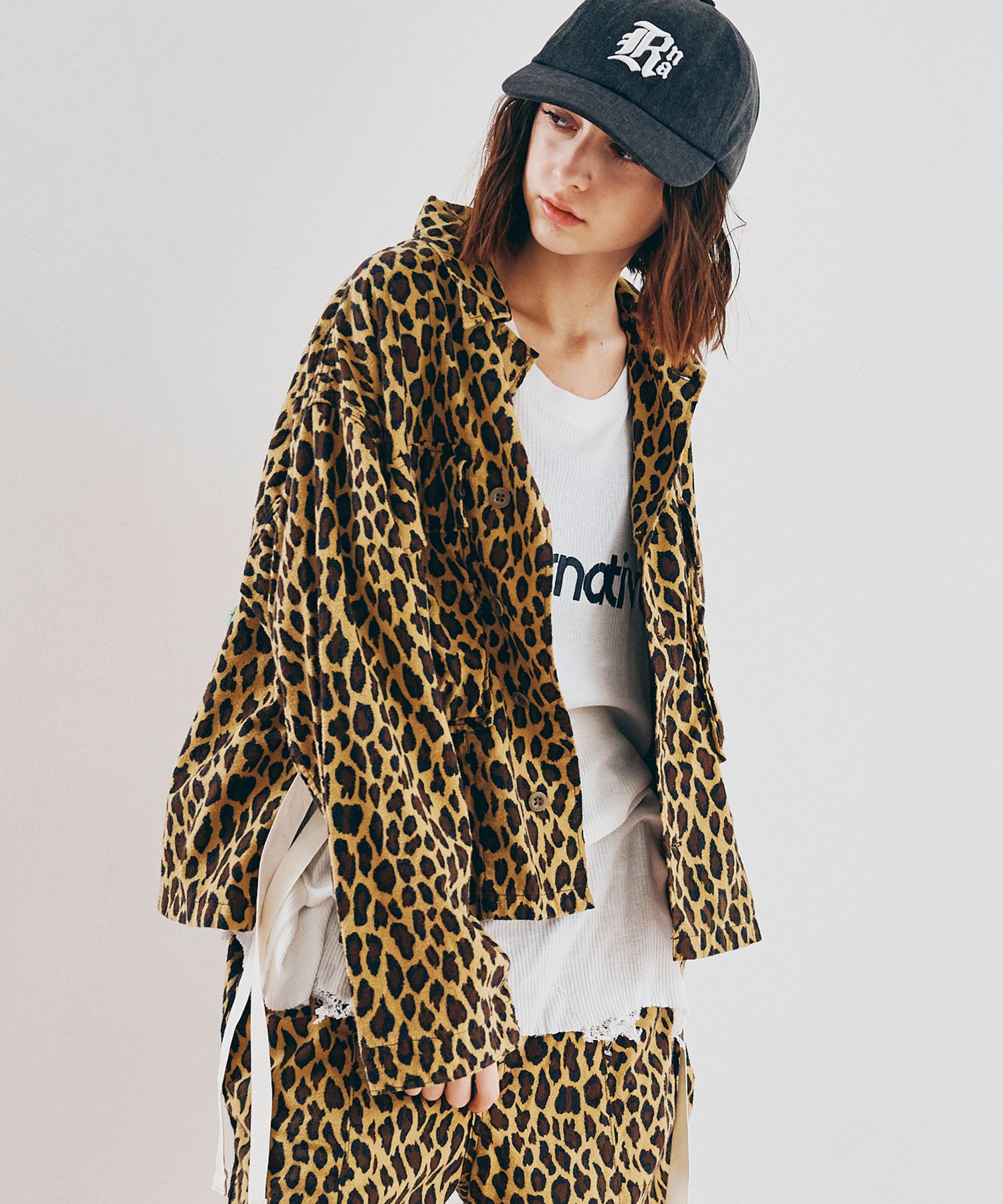 ヒョウ柄プリント