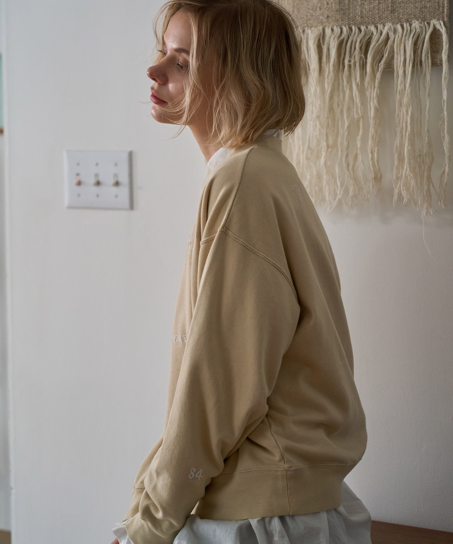 ライトベージュ