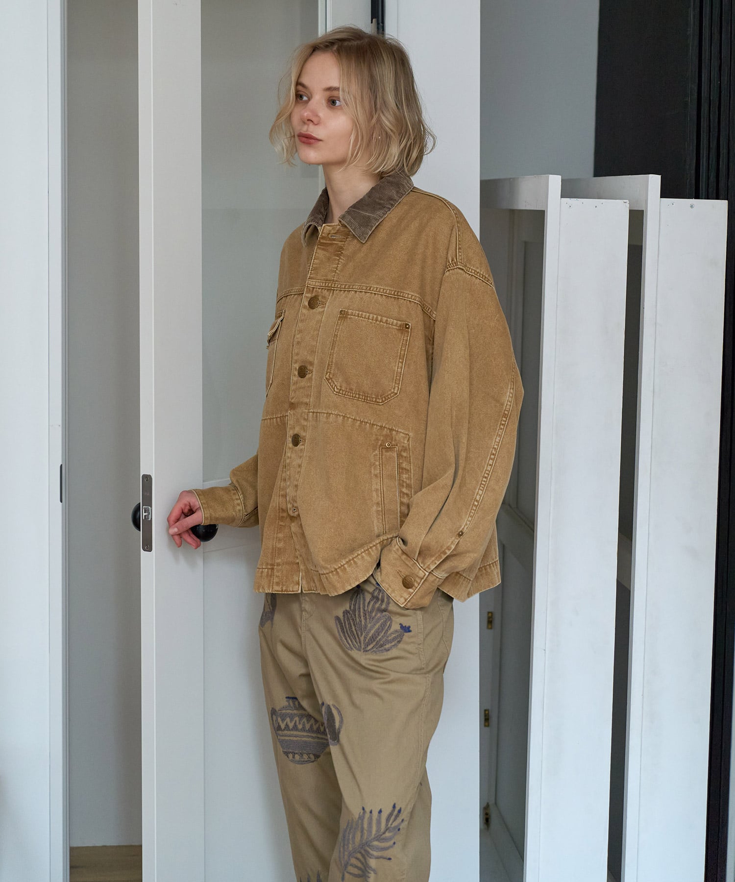 パープルグレー