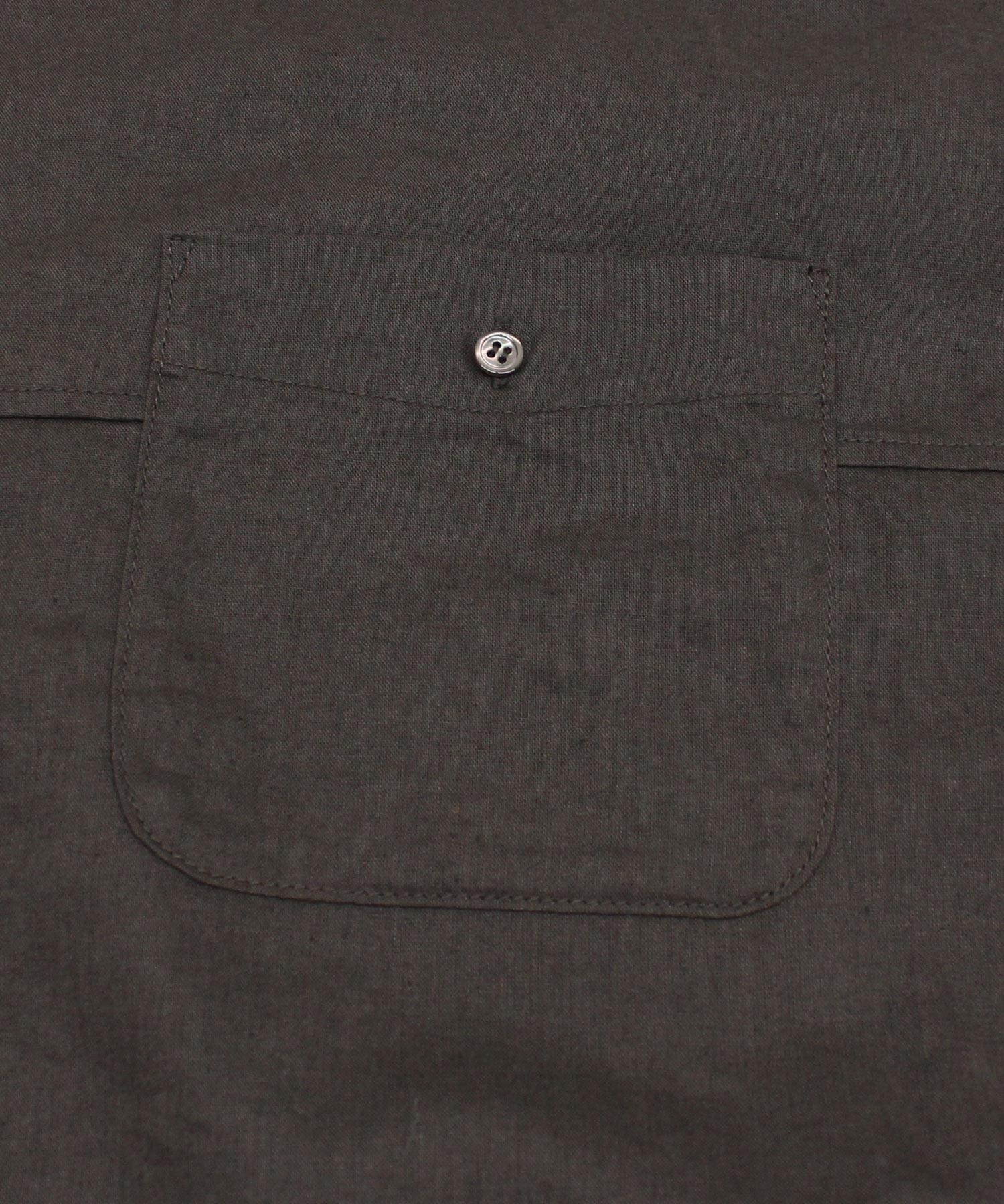 ダークブラウン