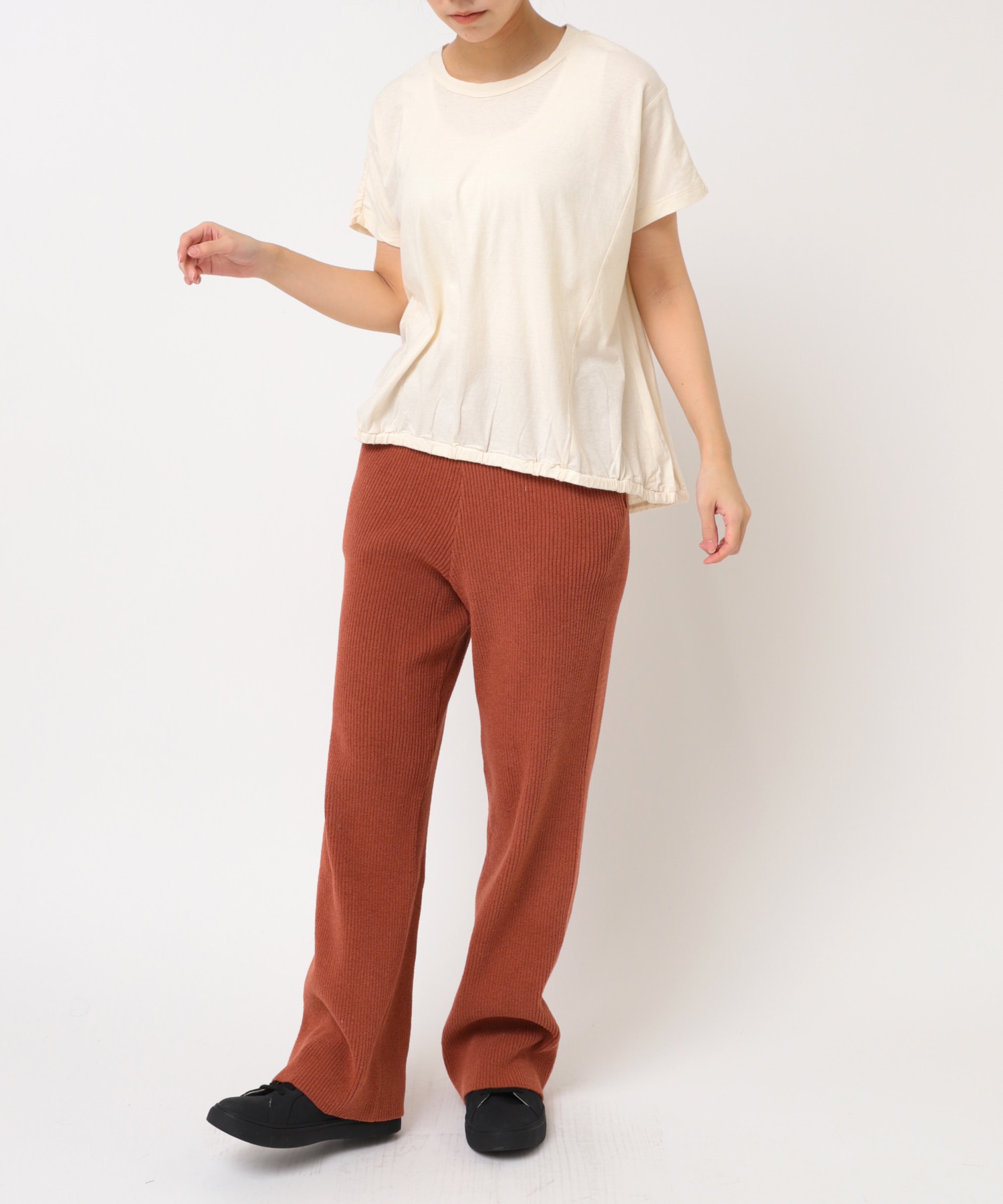 ピンクブラウン