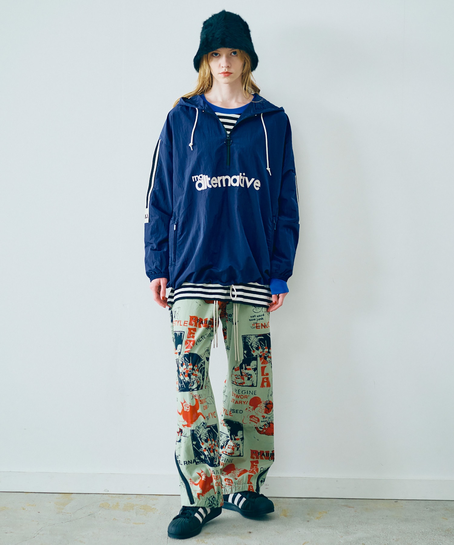 ブラック/ブラック