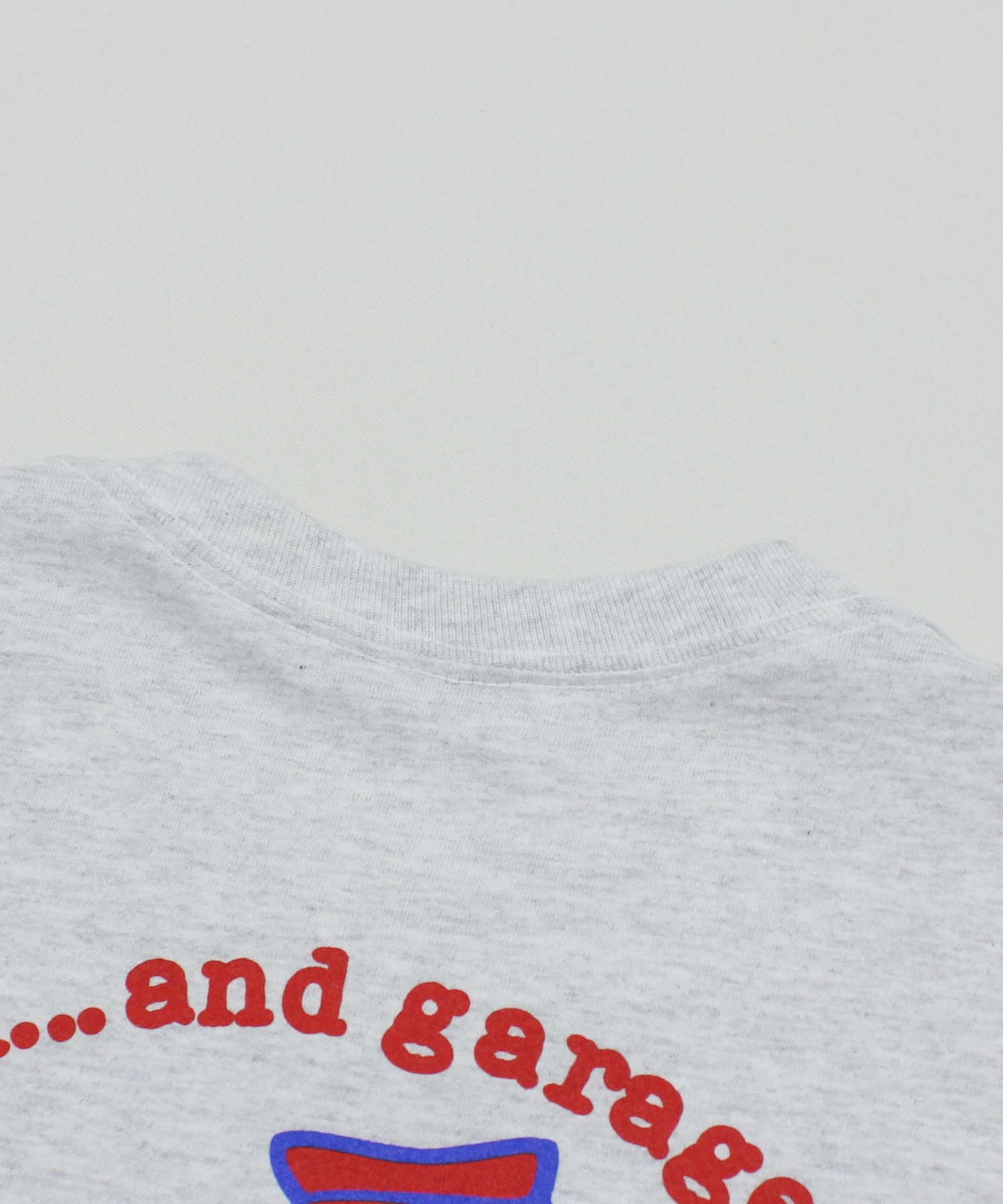 アッシュグレー