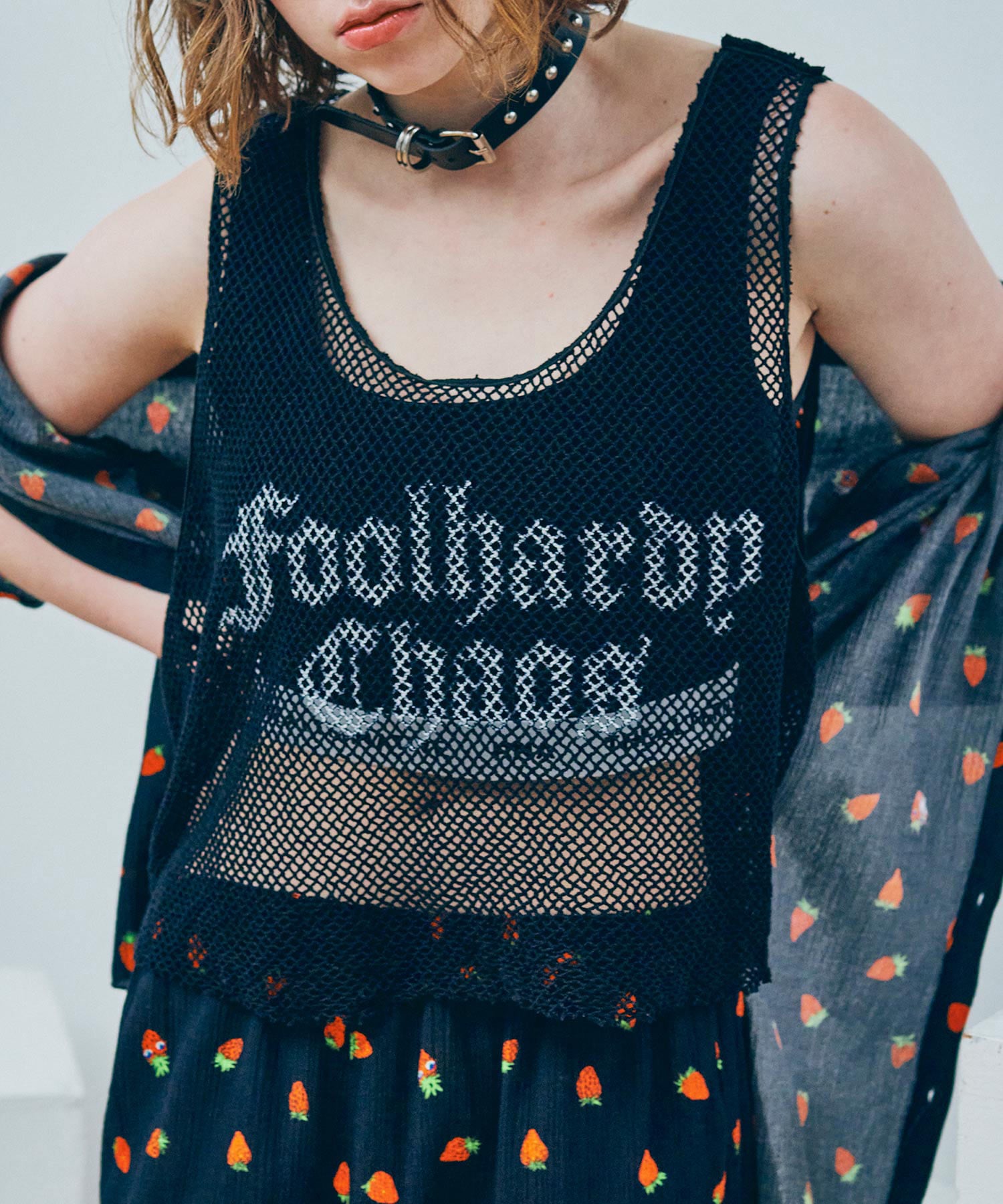 ライトベージュ