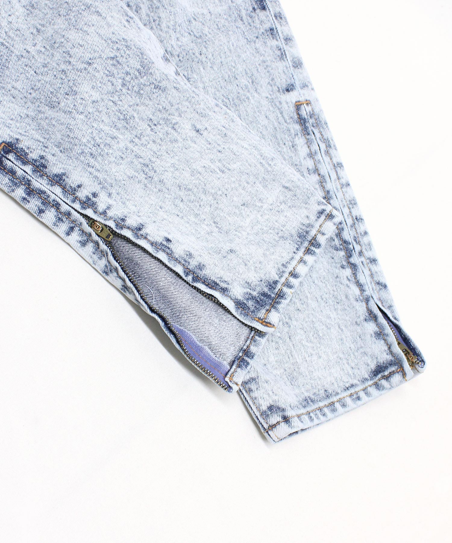 インディゴブルー