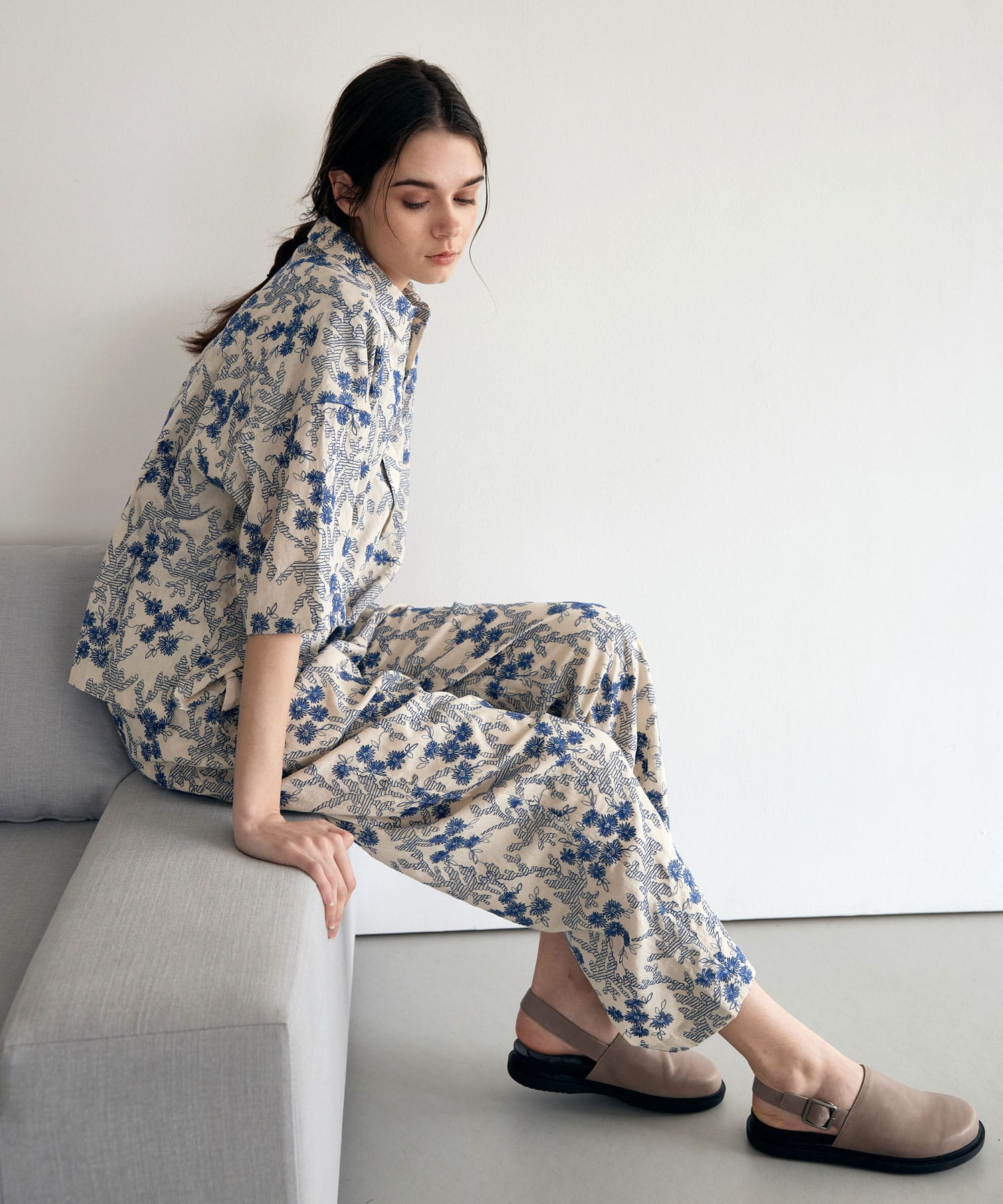 ライトグリーン