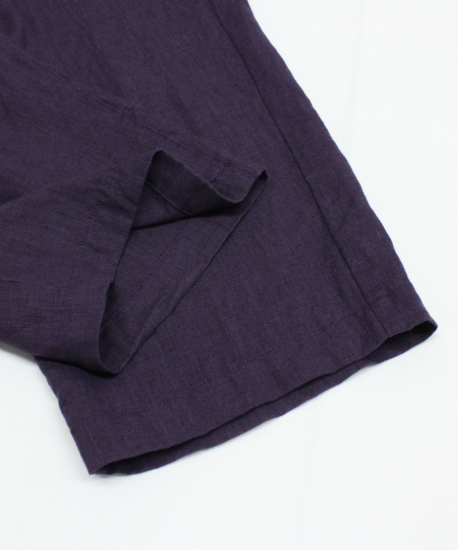 ダークパープル