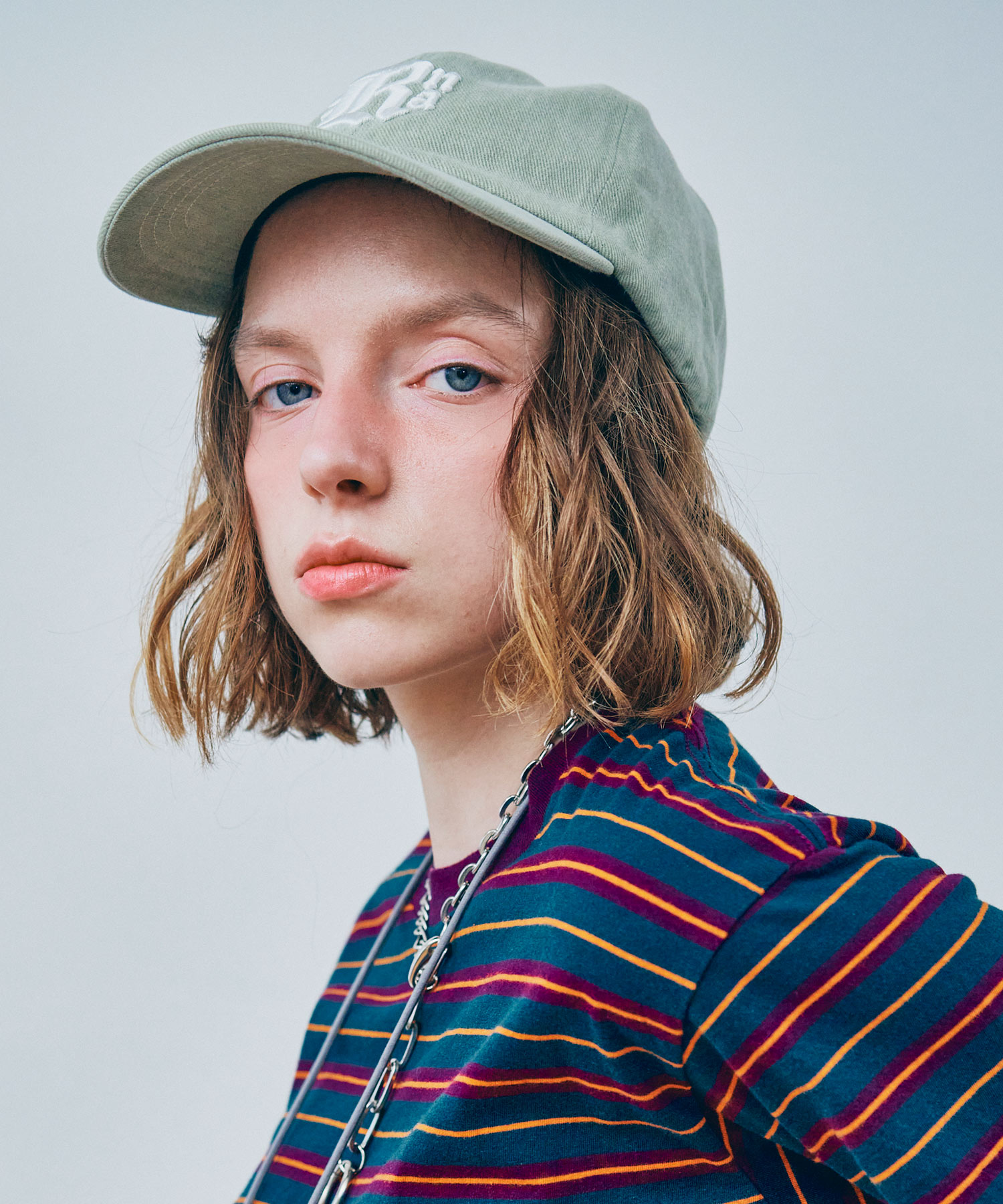 ライトグリーン