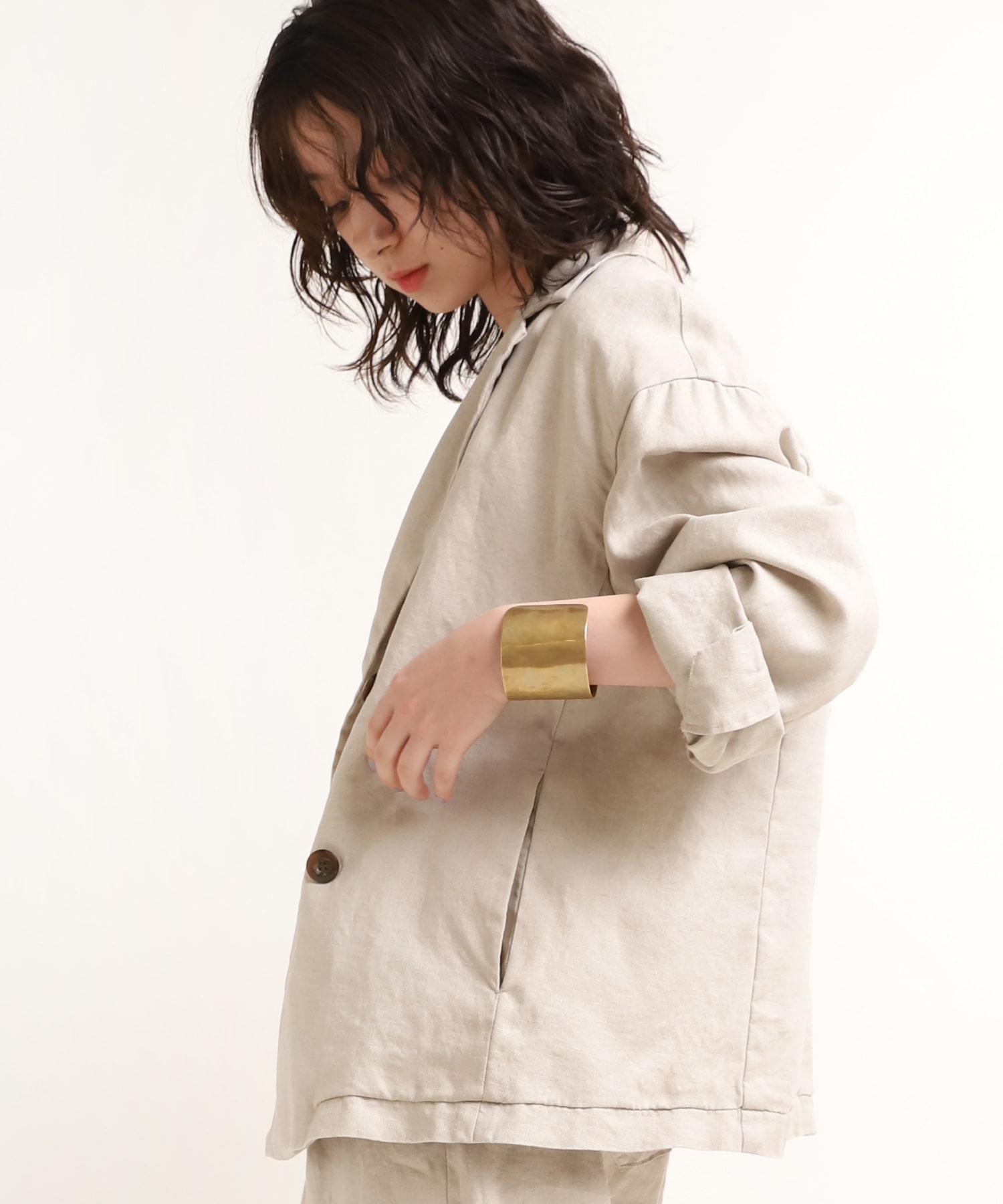 美品⭐️LARDINE リネン テーラードジャケット 現行モデル　チェック　L LARDINI (ラルディーニ) リネン ストライプ シングル ジャケット