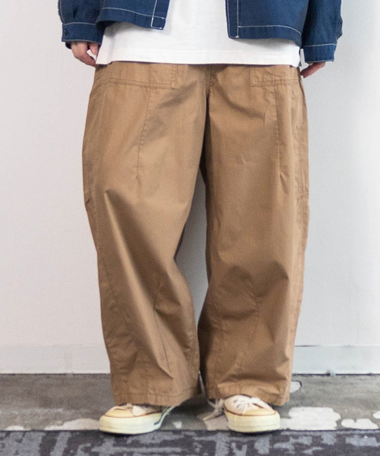 カフェベージュ