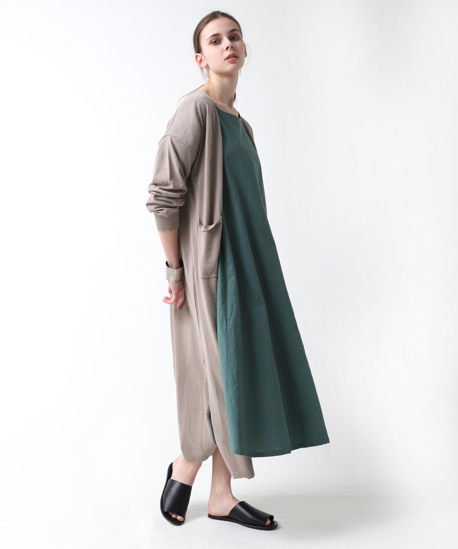 エッグイエロー