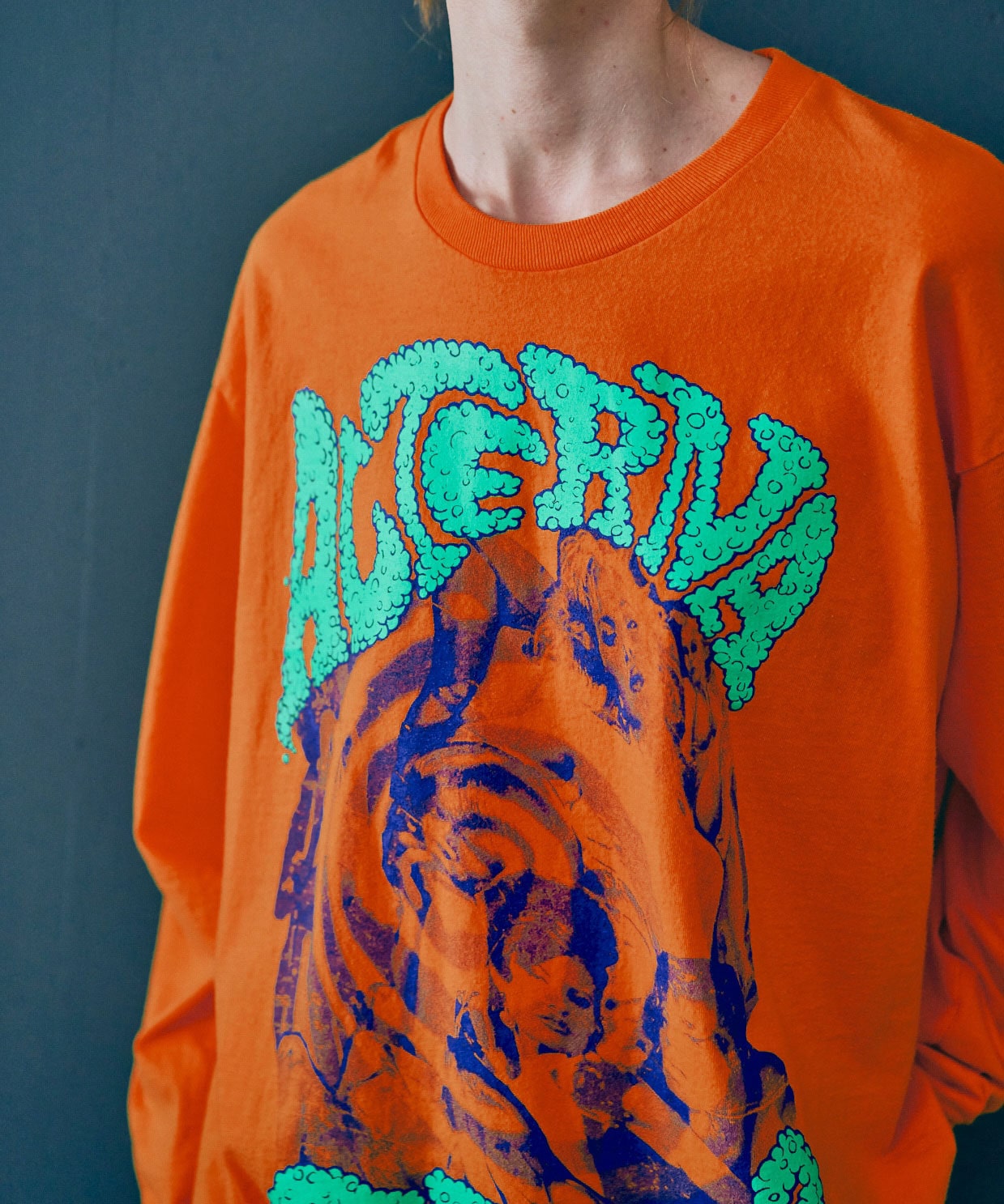 アッシュグレー