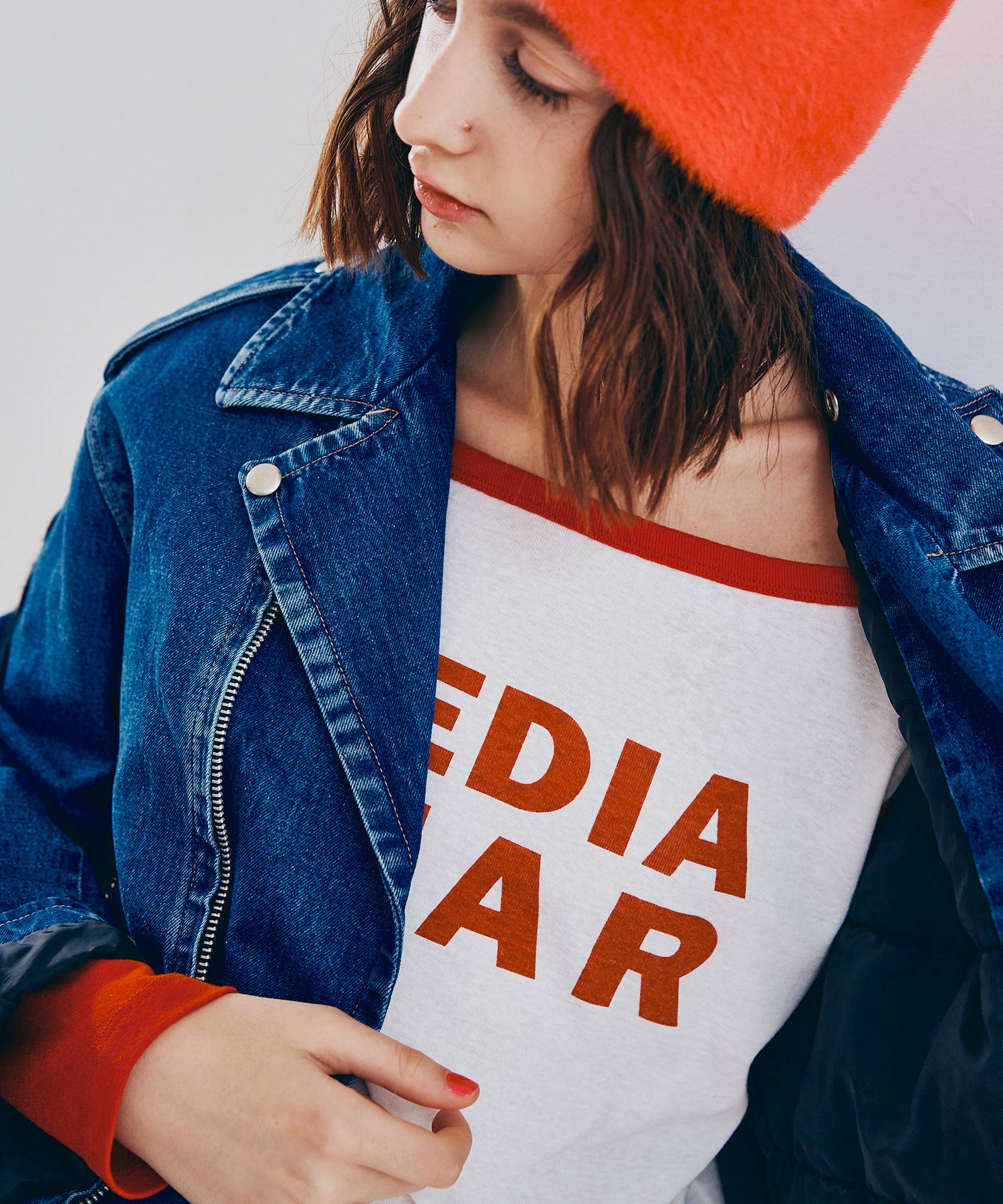 ホワイト/ブラック