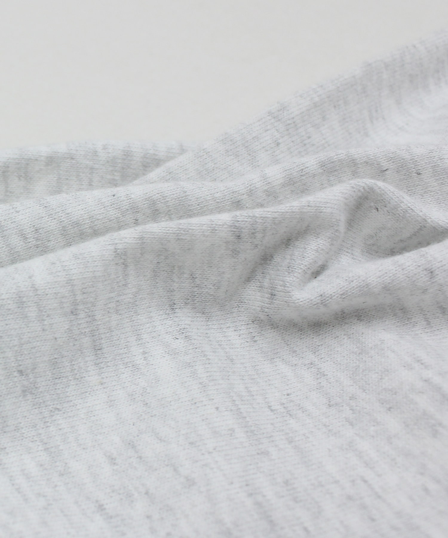 アッシュグレー