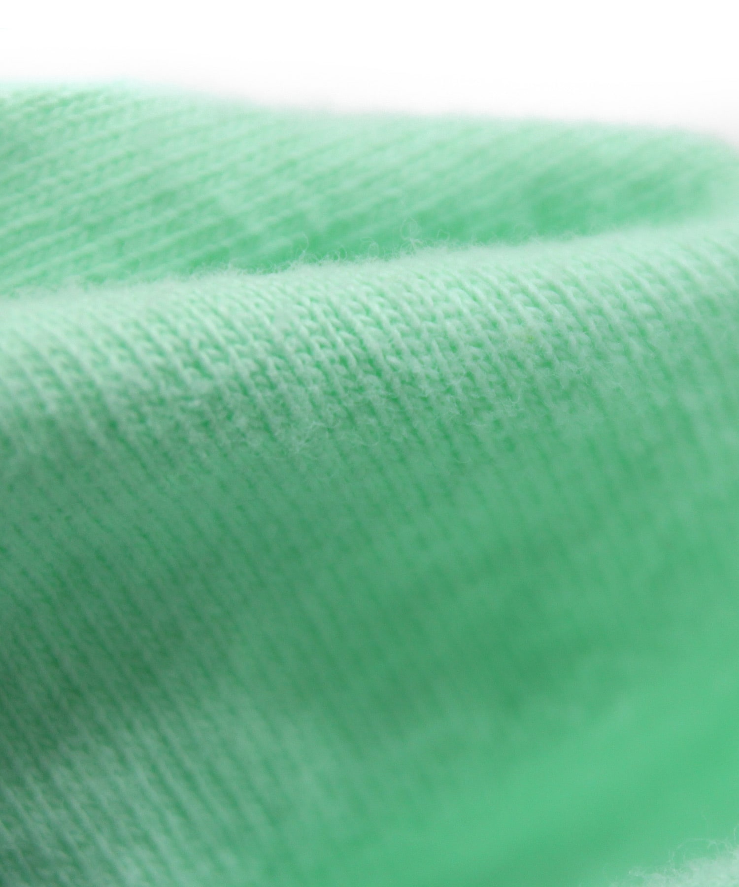 ミントグリーン