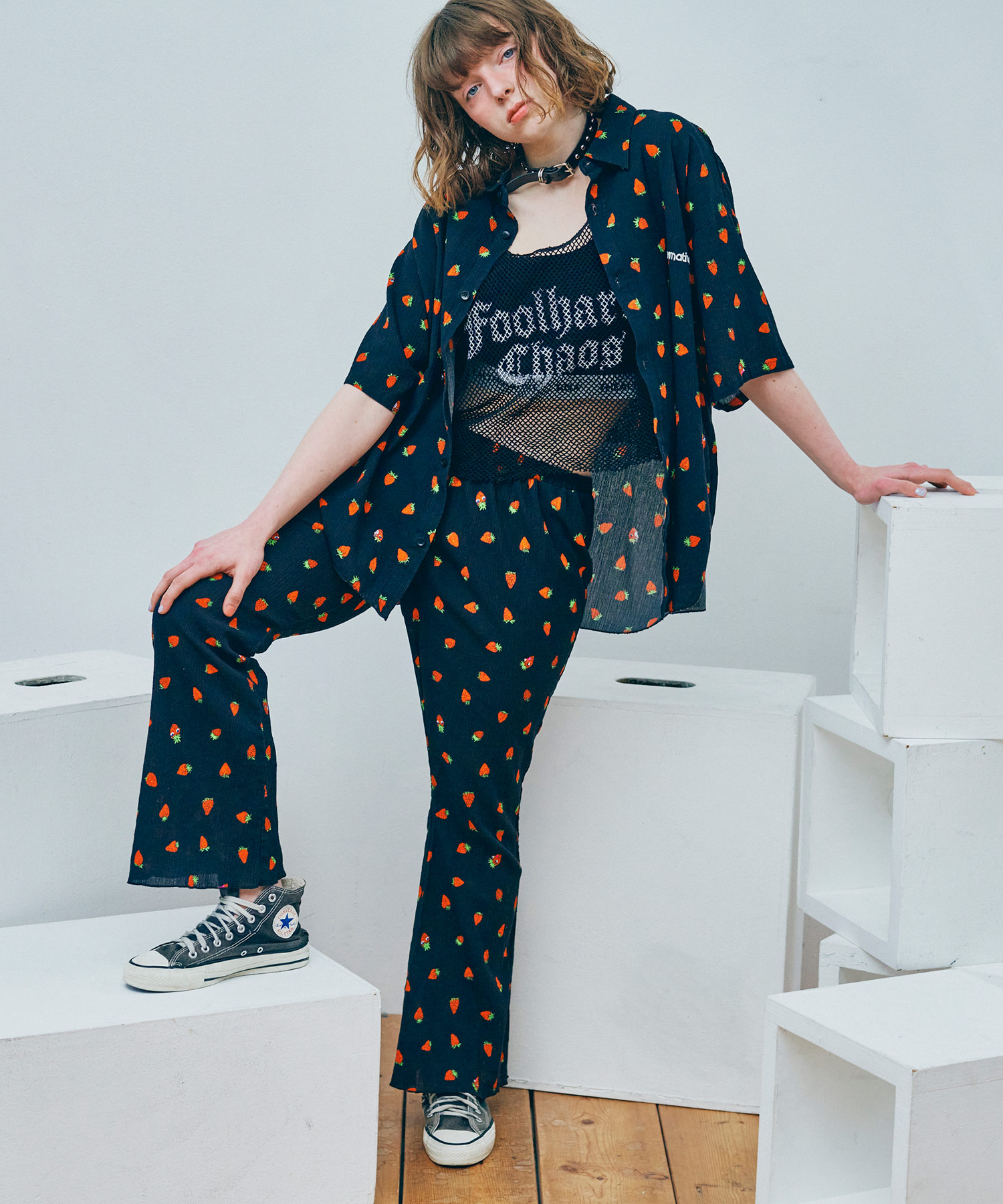 ライトベージュ