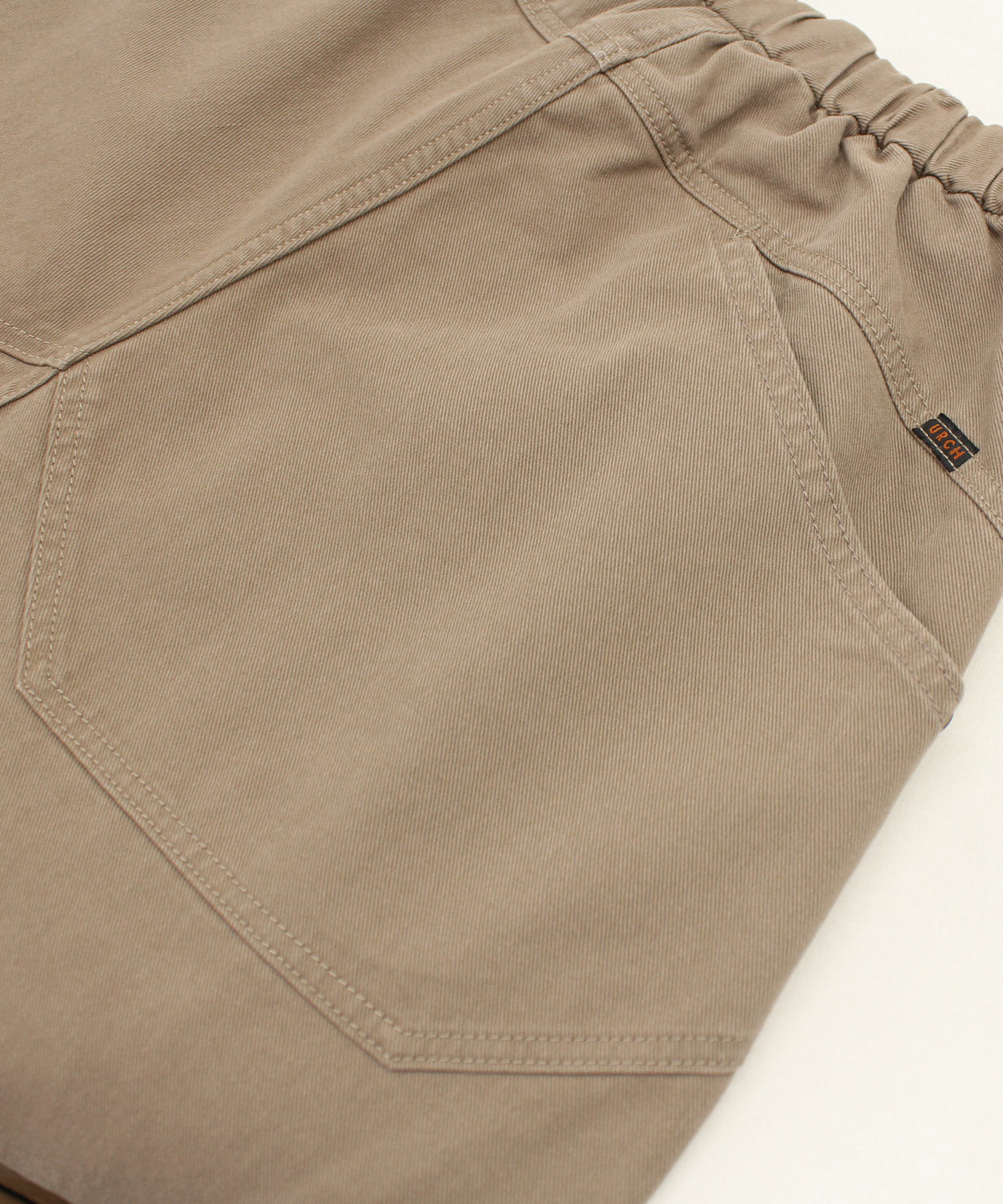 コルクベージュ