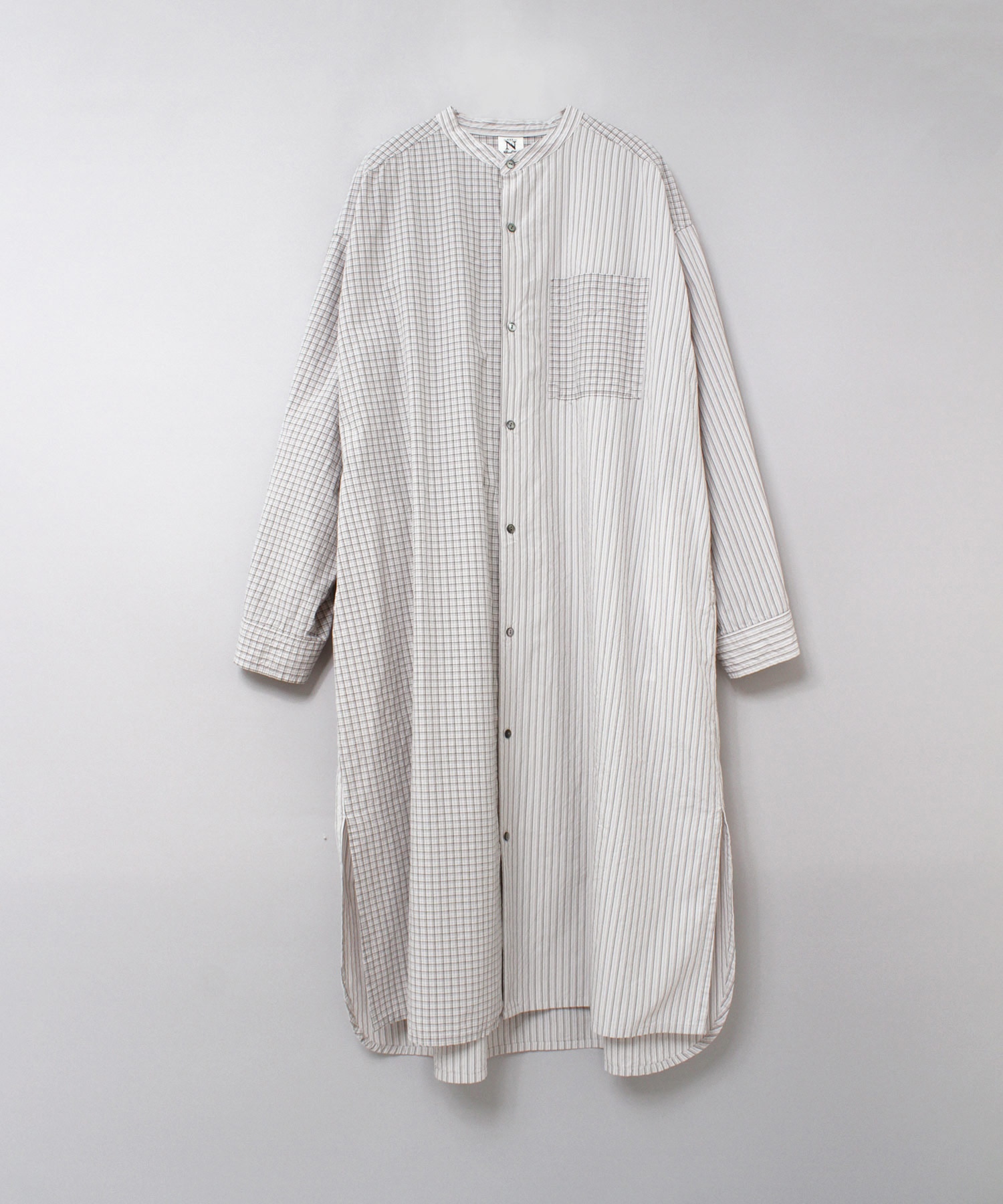 ライトブラウン