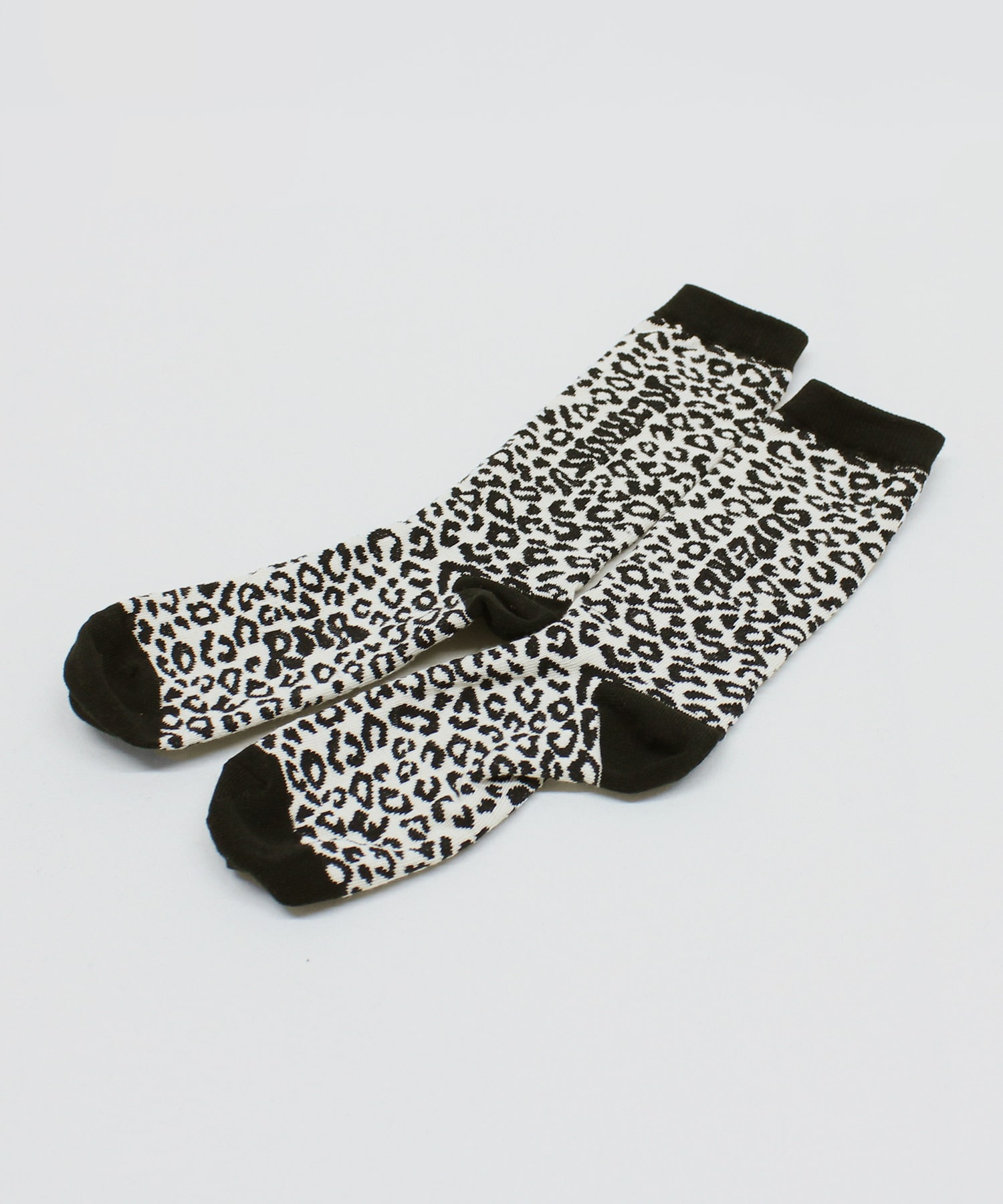 ベージュ/ブラック