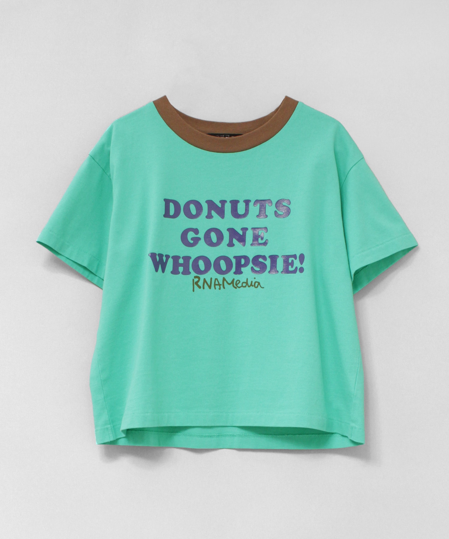 ミントグリーン