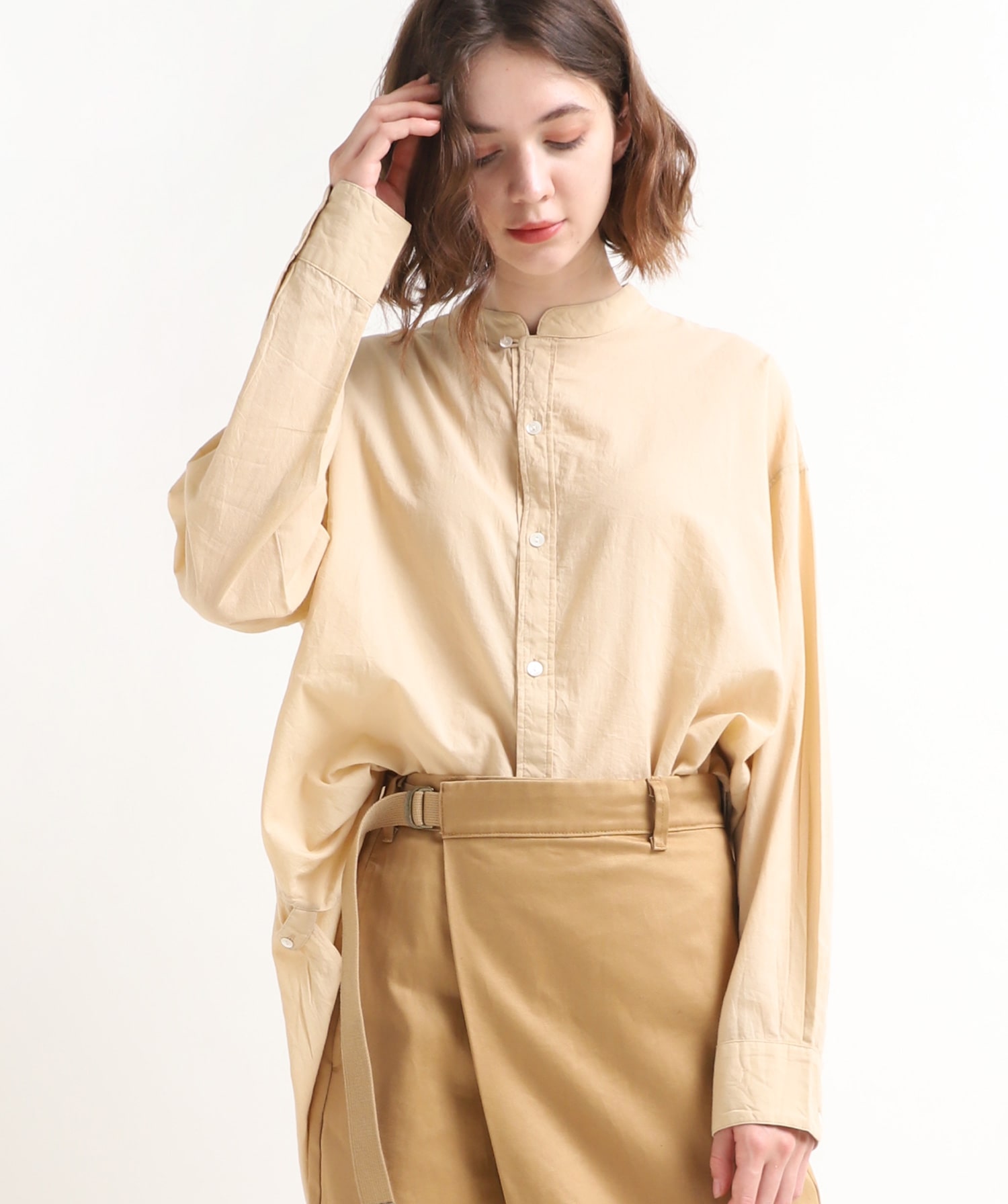 B2579 スタンドカラーオーバーシャツ